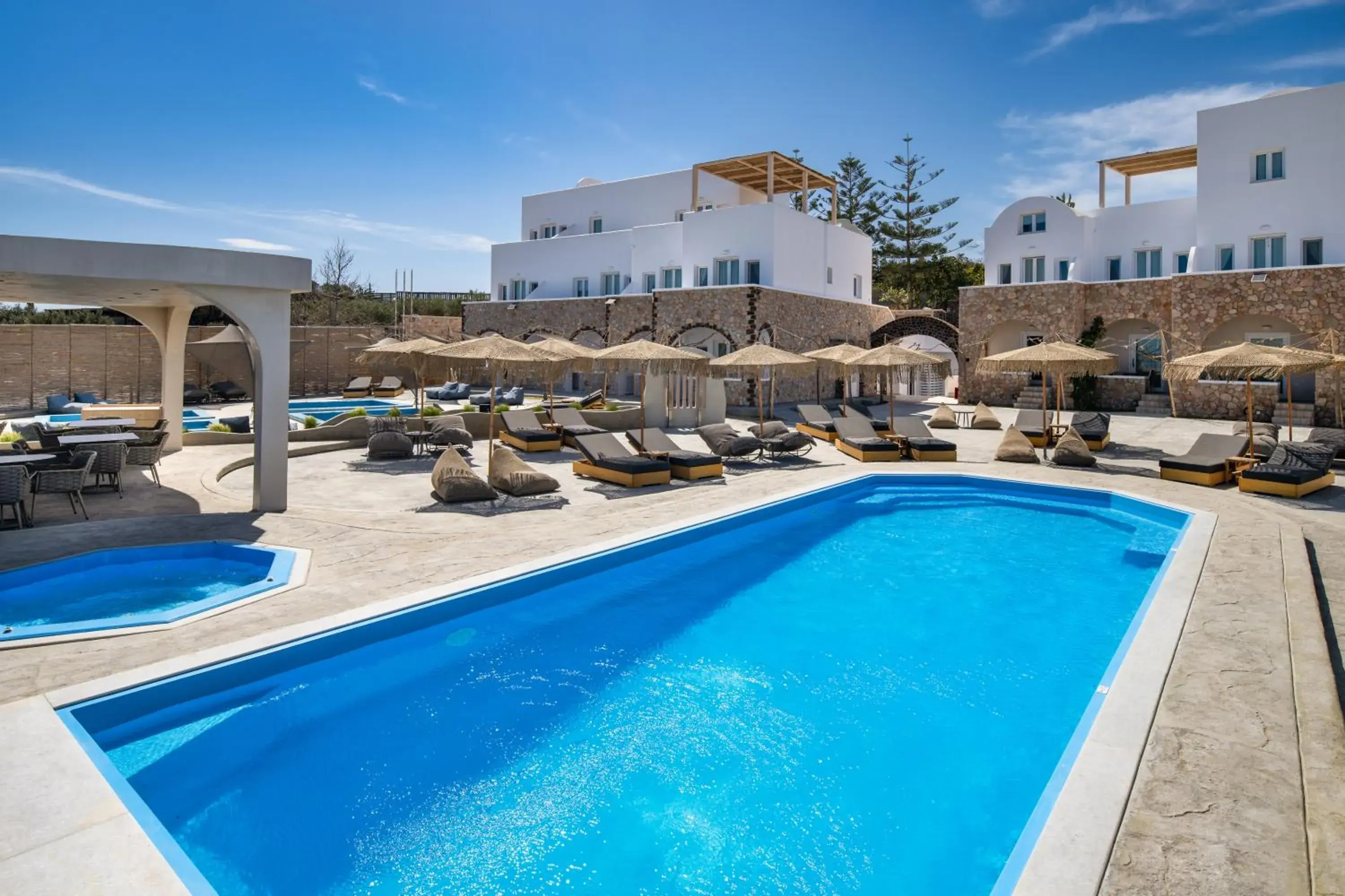 Swimming pool in Aelia Luxury Suites Swimming pool in Aelia Luxury Suites