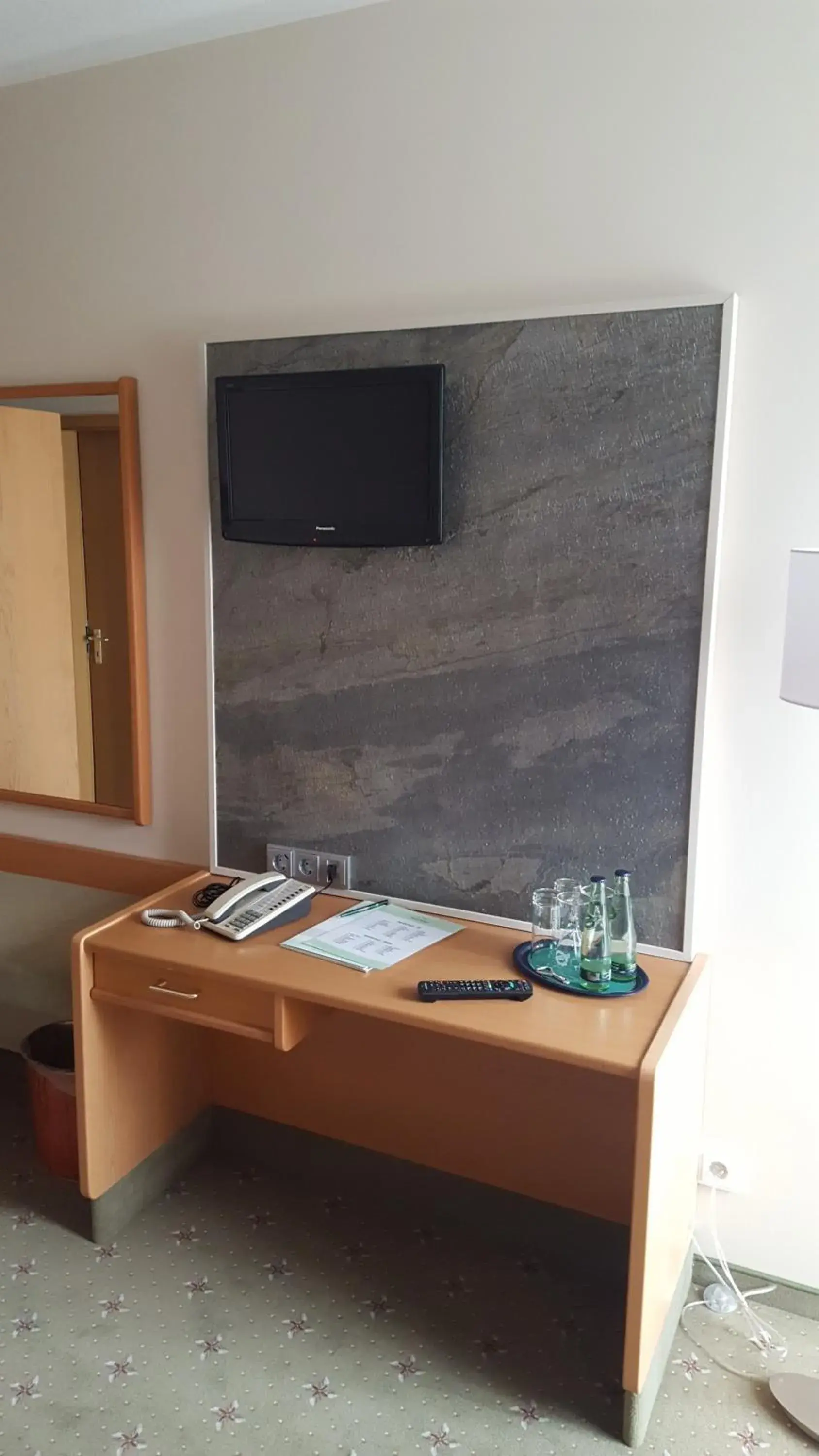 Comfort Double Room - single occupancy in Hotel Friesen Comfort Double Room - single occupancy in Hotel Friesen