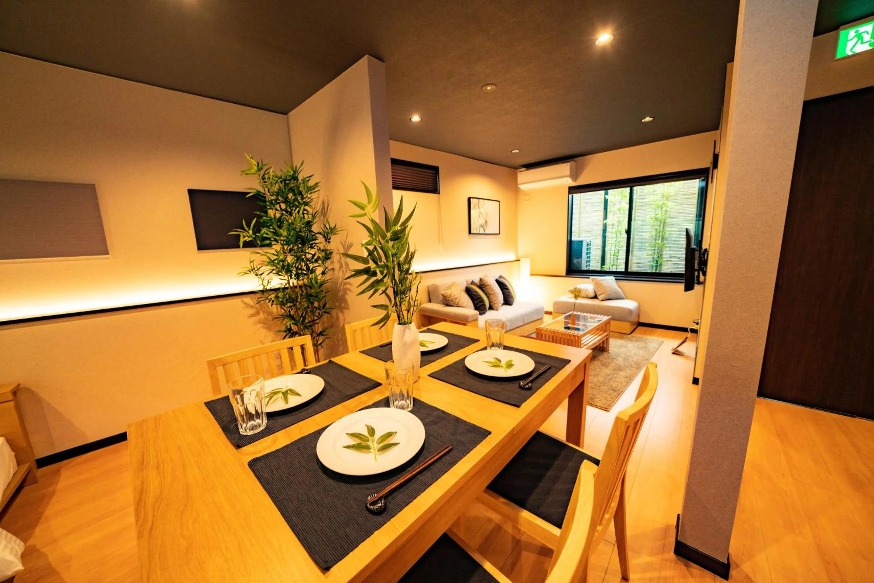 EAST ONE Higashishinjuku