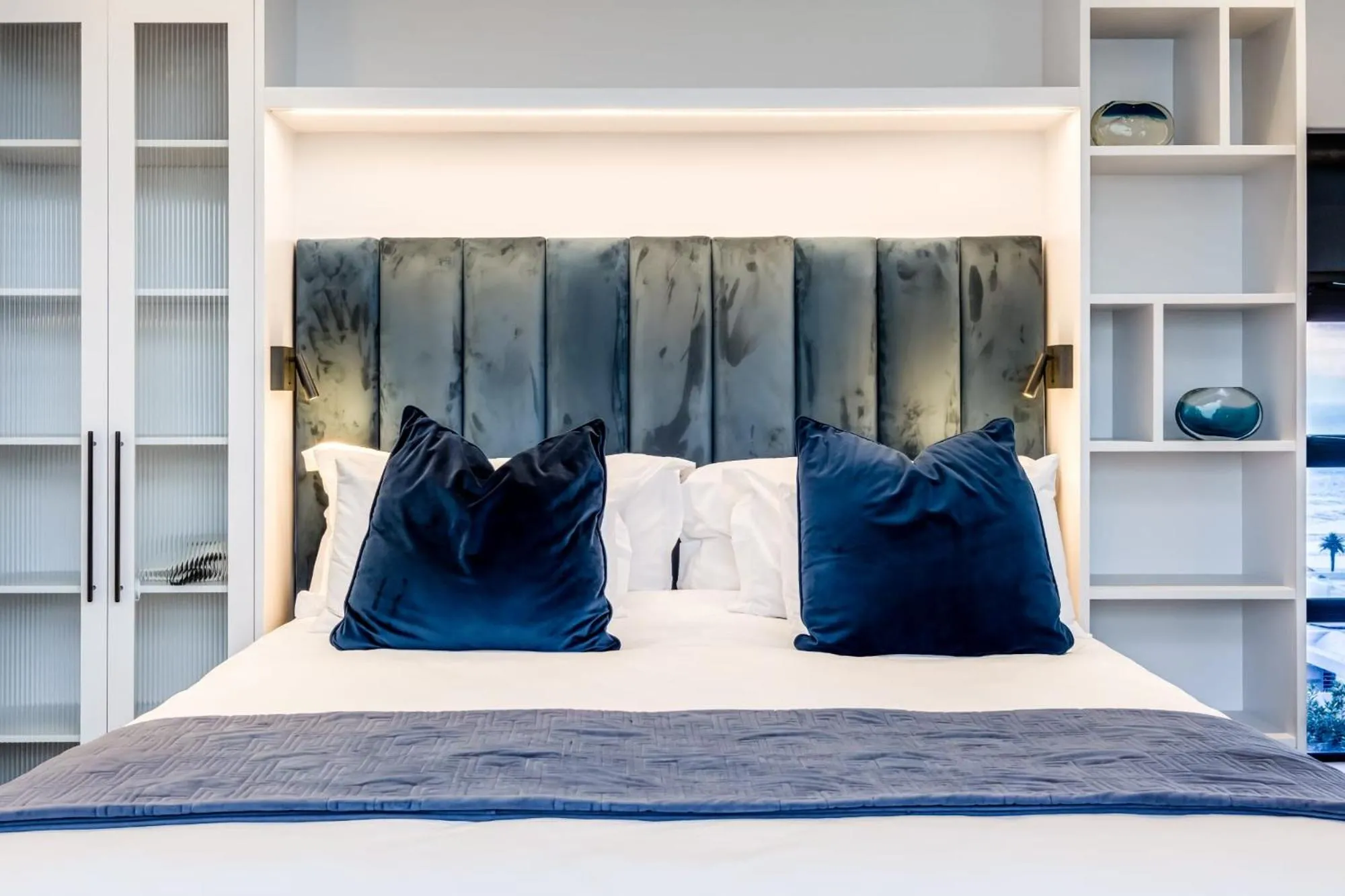 Bed in Wescamp Villa