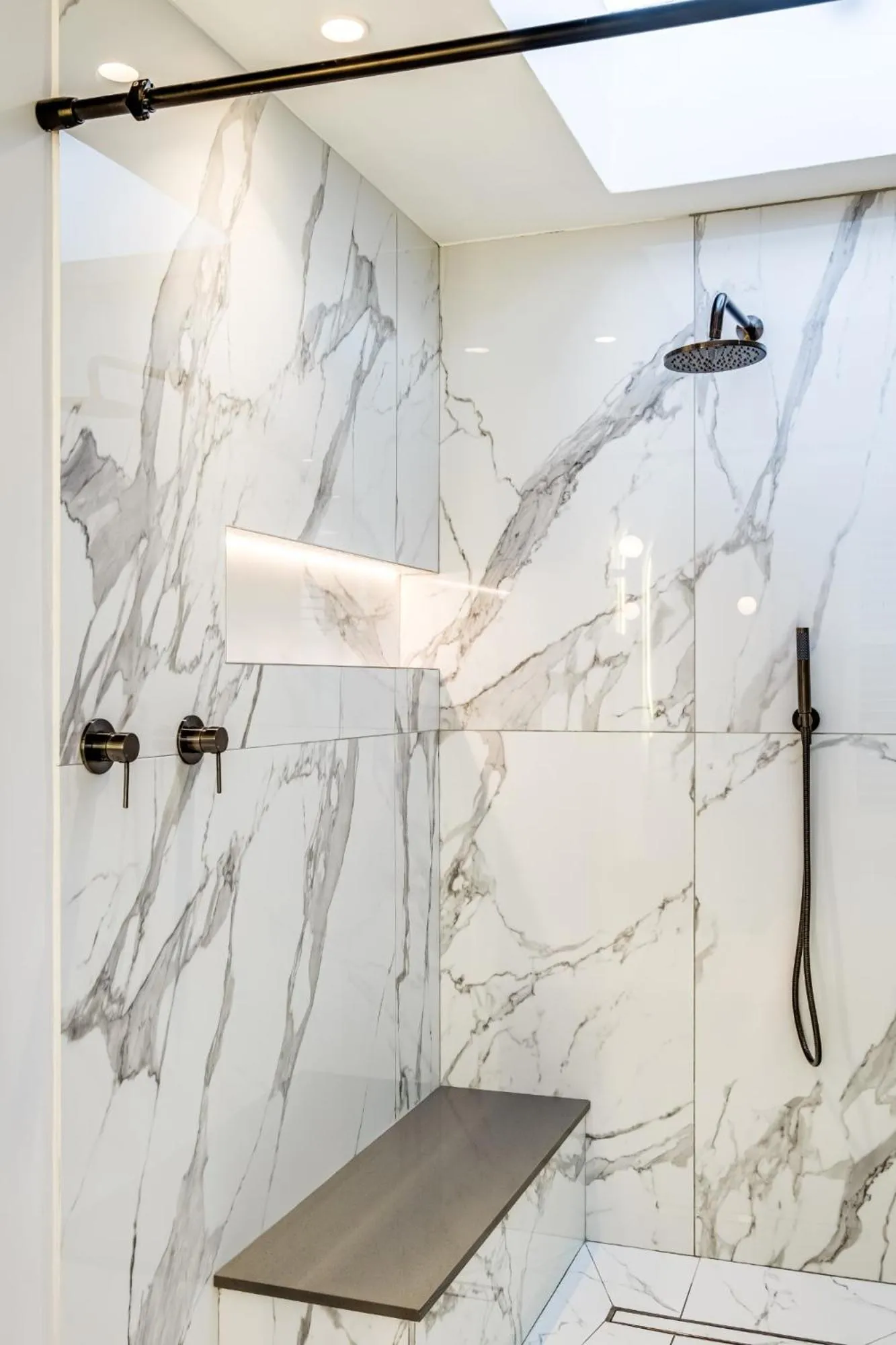 Shower in Wescamp Villa