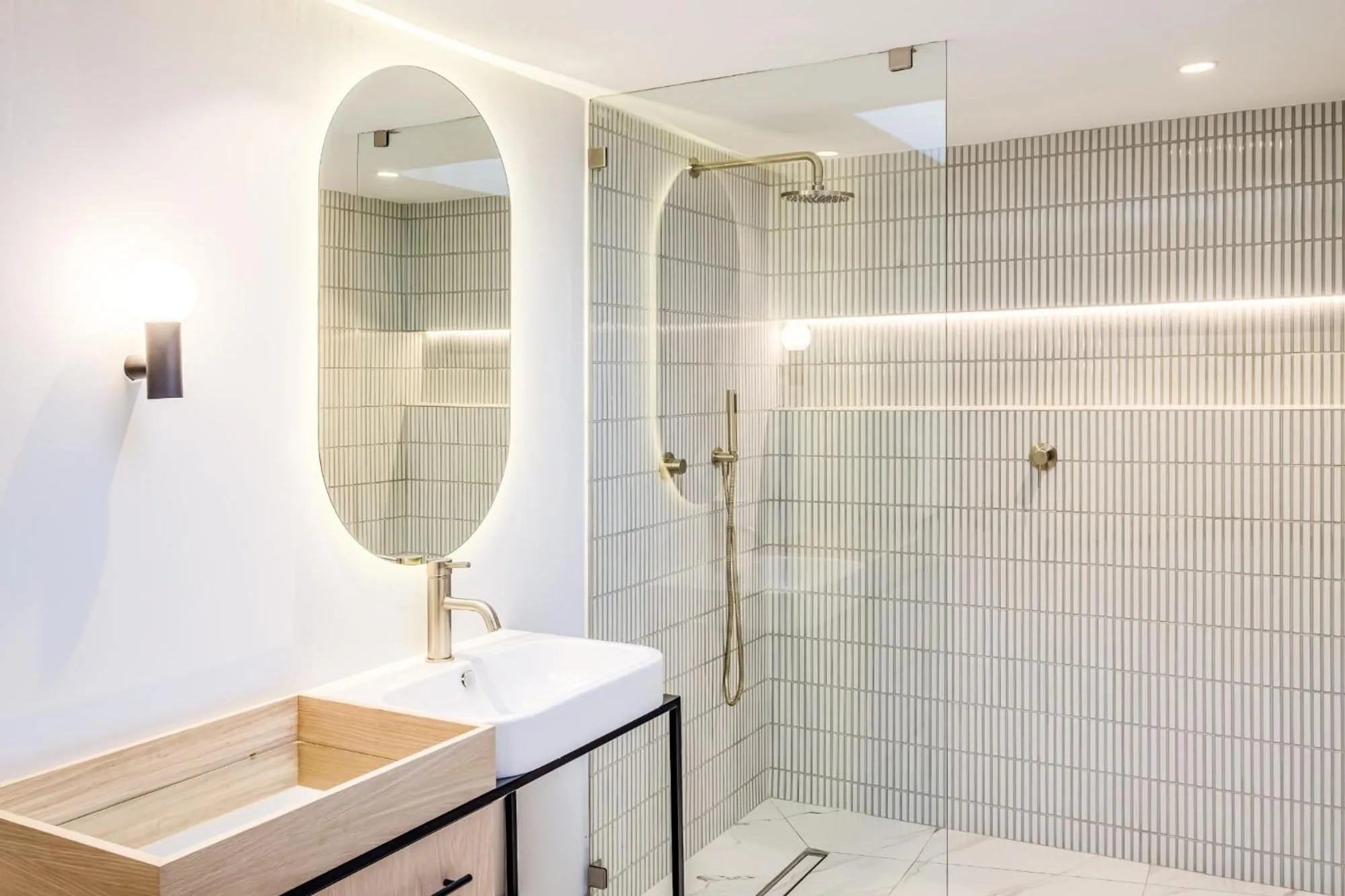 Shower in Wescamp Villa