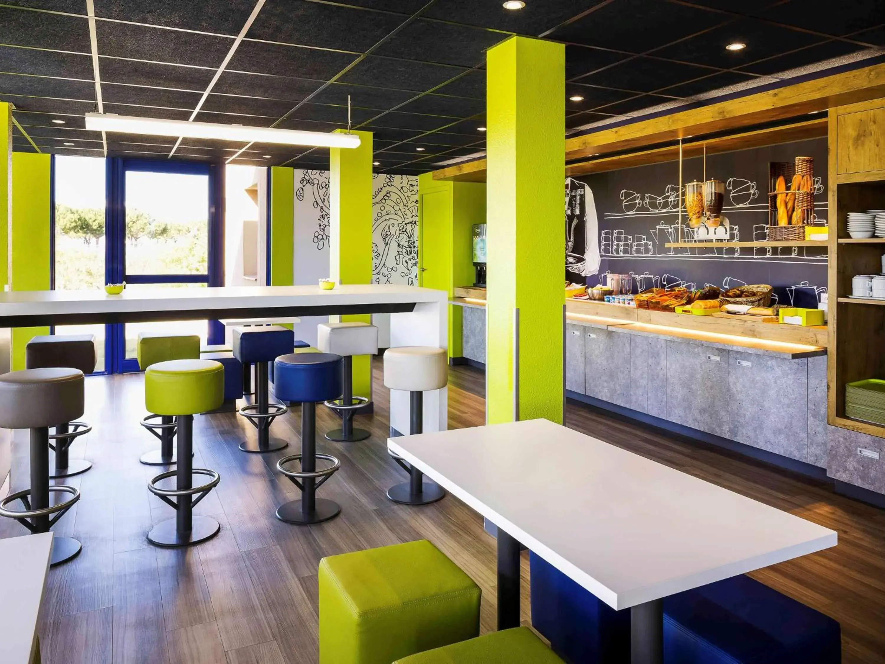 Restaurant/places to eat in Ibis Budget Perpignan Nord Rivesaltes Restaurant/places to eat in Ibis Budget Perpignan Nord Rivesaltes