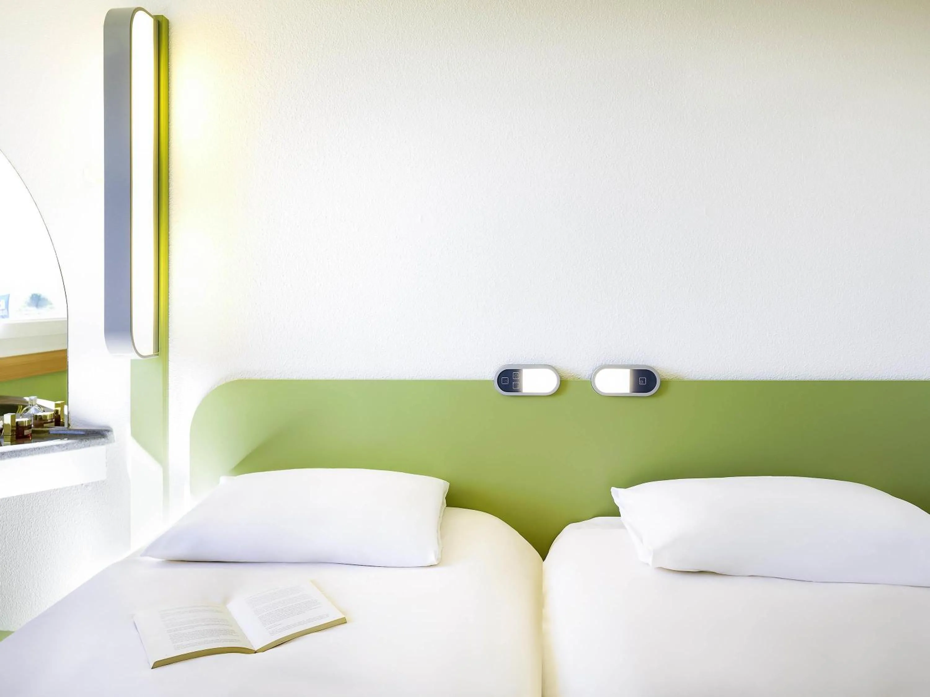 Bedroom, Bed in Ibis Budget Perpignan Nord Rivesaltes