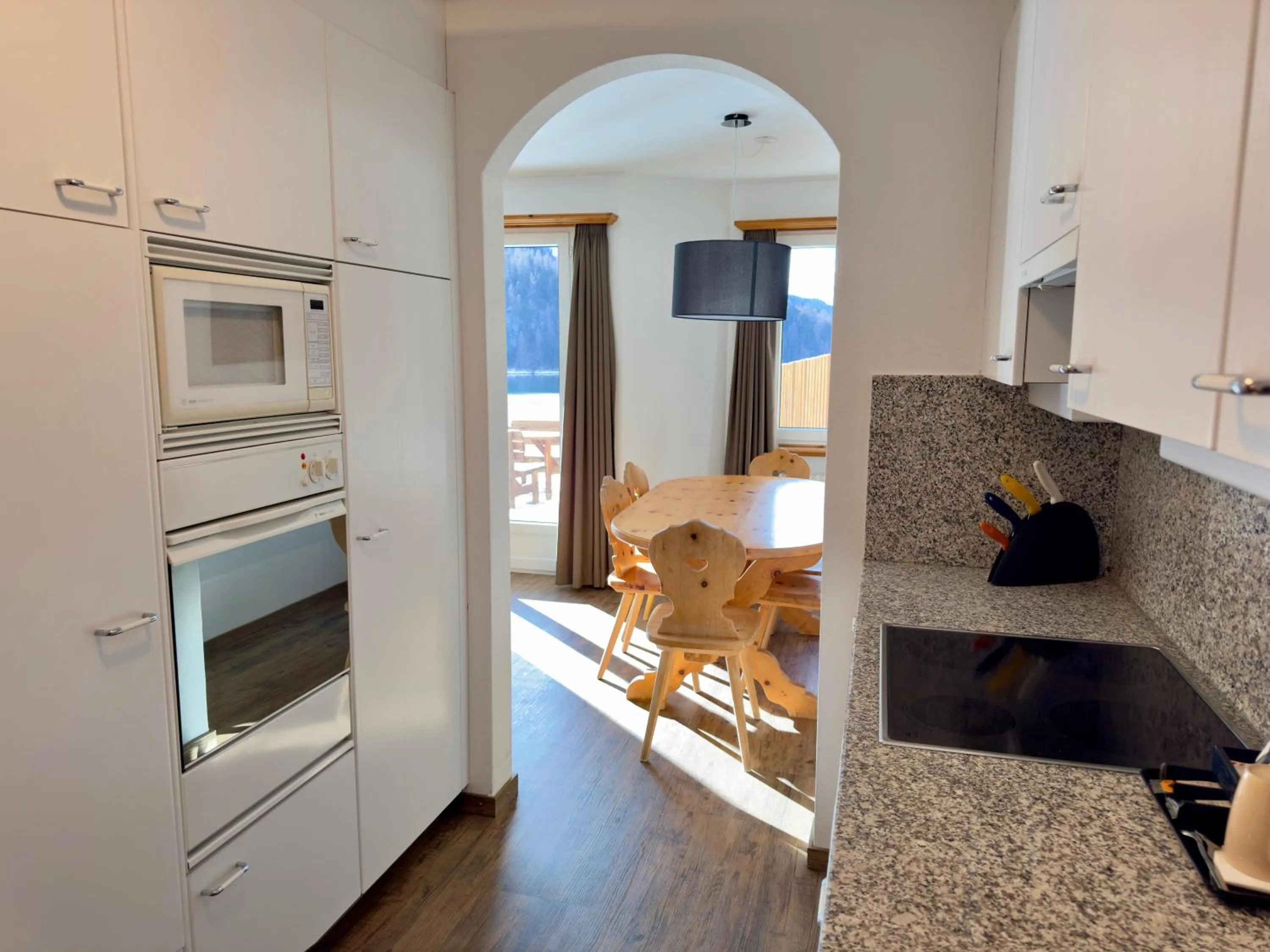 Kitchen or kitchenette in Hotel Waldhaus am See