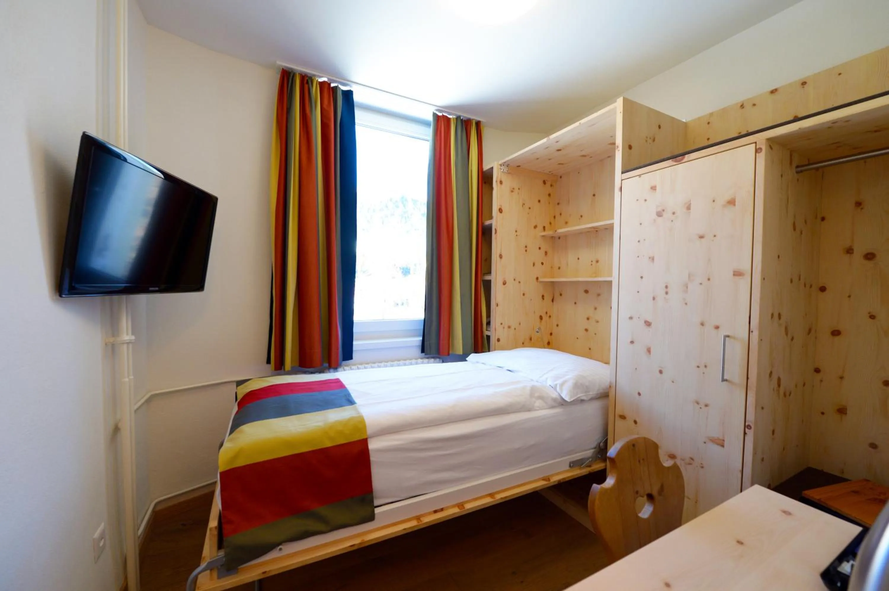 Decorative detail, Bed in Hotel Waldhaus am See