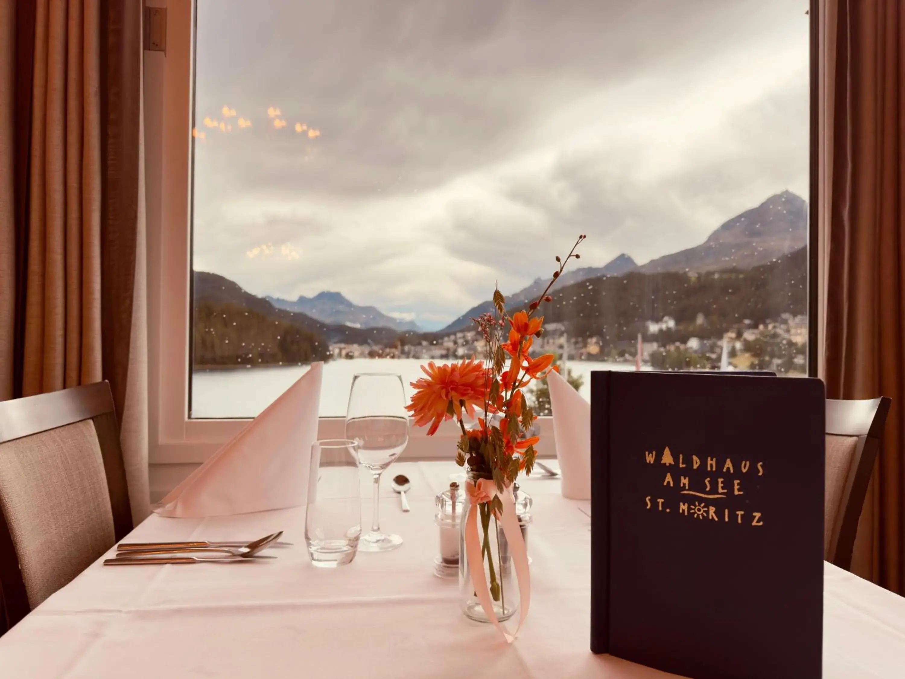 Restaurant/places to eat in Hotel Waldhaus am See Restaurant/places to eat in Hotel Waldhaus am See