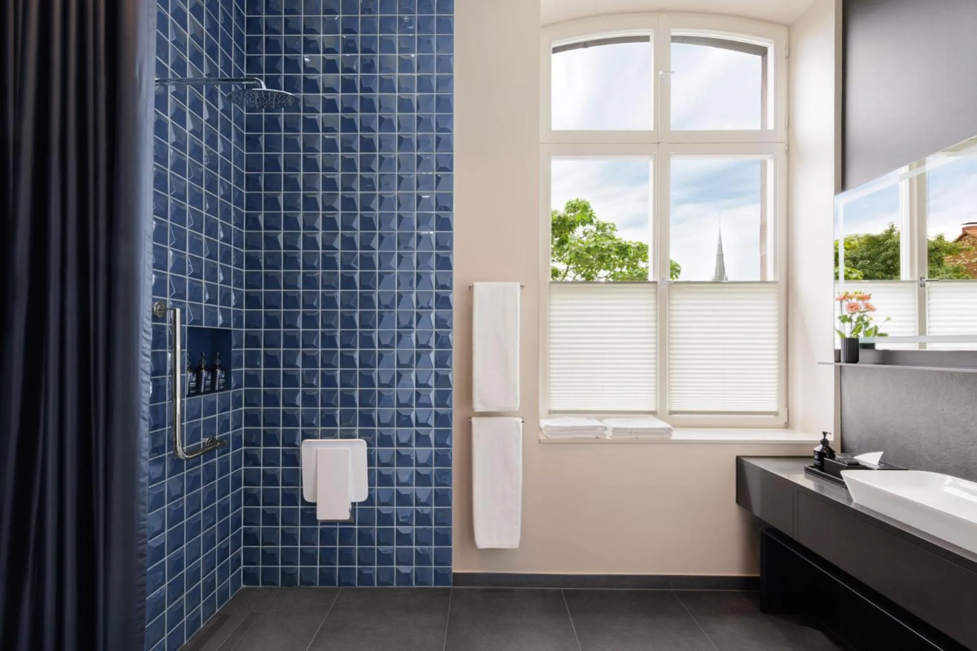 Shower in ESPLANADE Saarbrücken