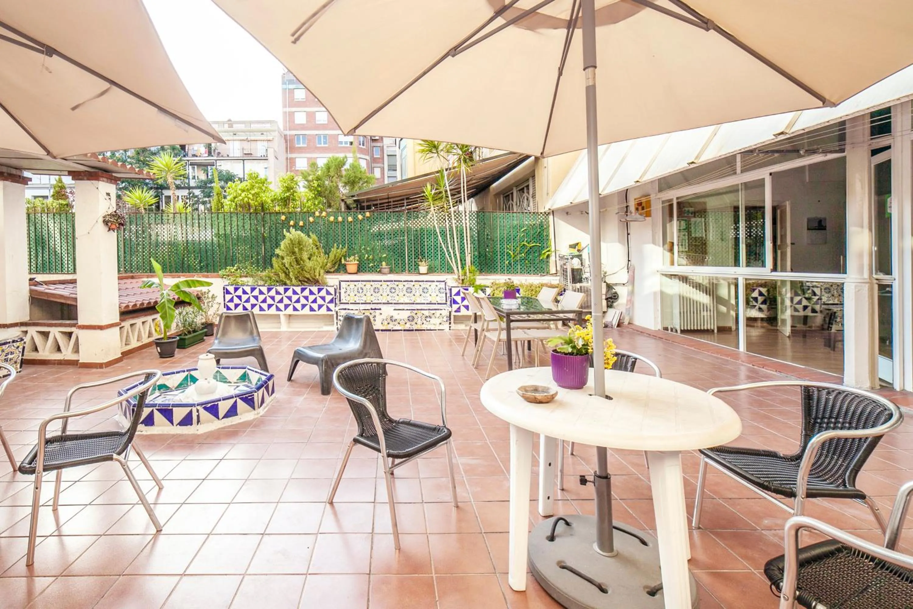 Balcony/Terrace in Fabrizzios Terrace Hostel