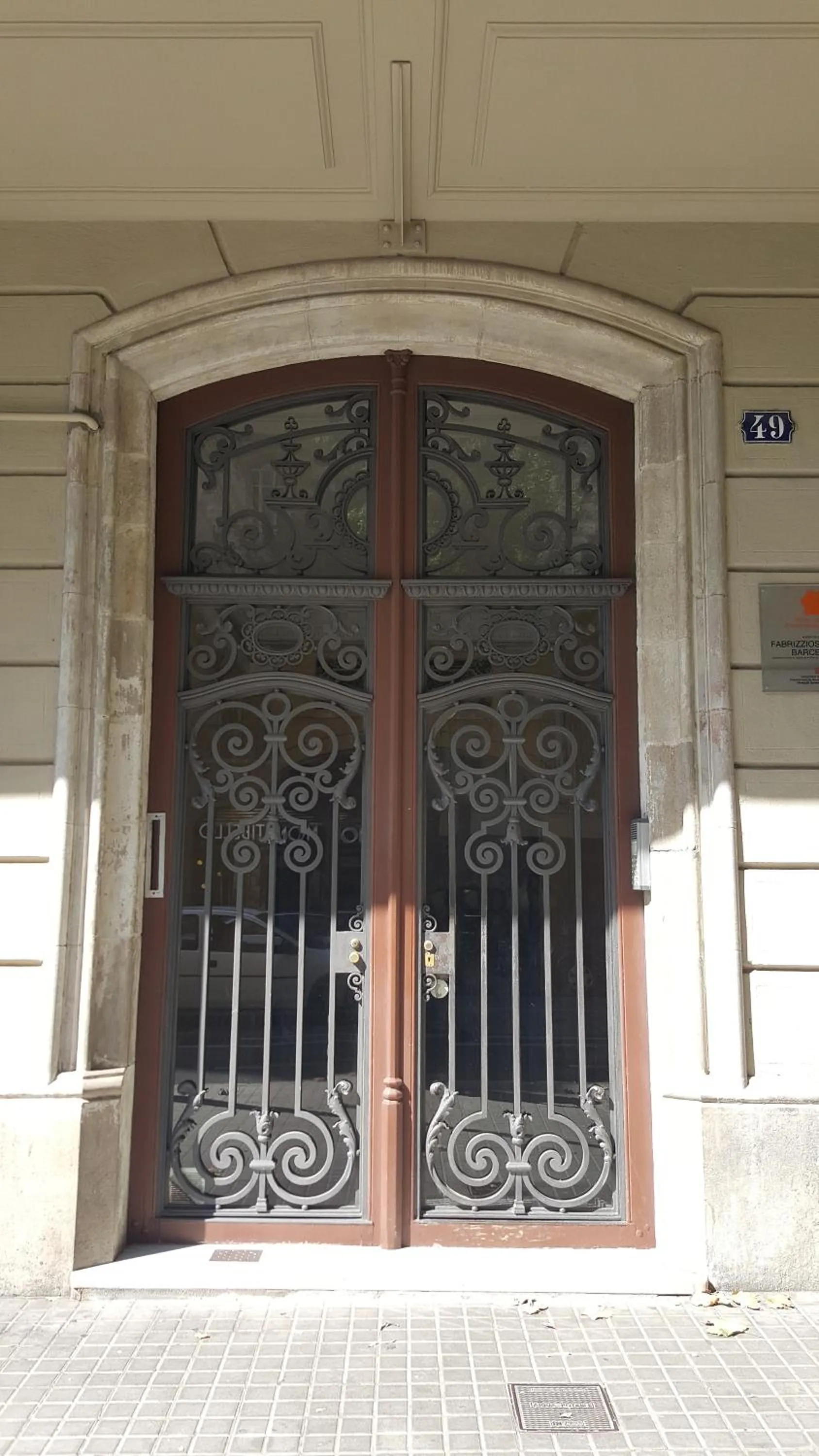 Facade/entrance in Fabrizzios Terrace Hostel