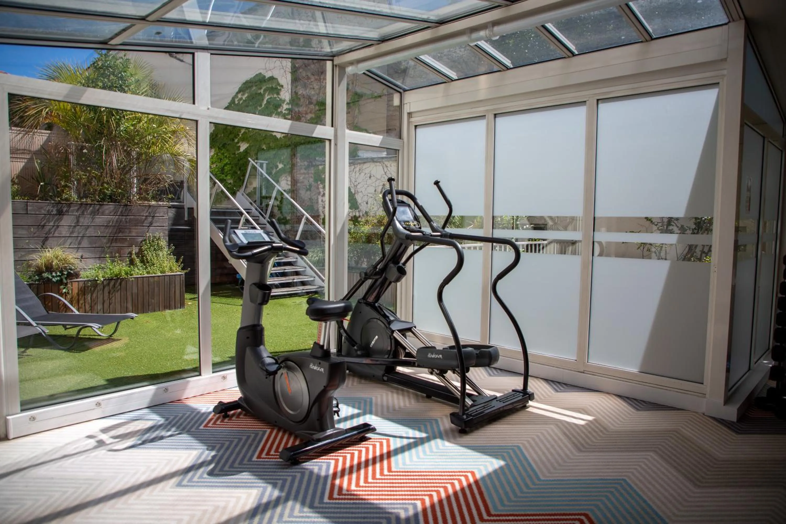 Fitness centre/facilities in Privilège Appart Hôtel Saint Exupéry