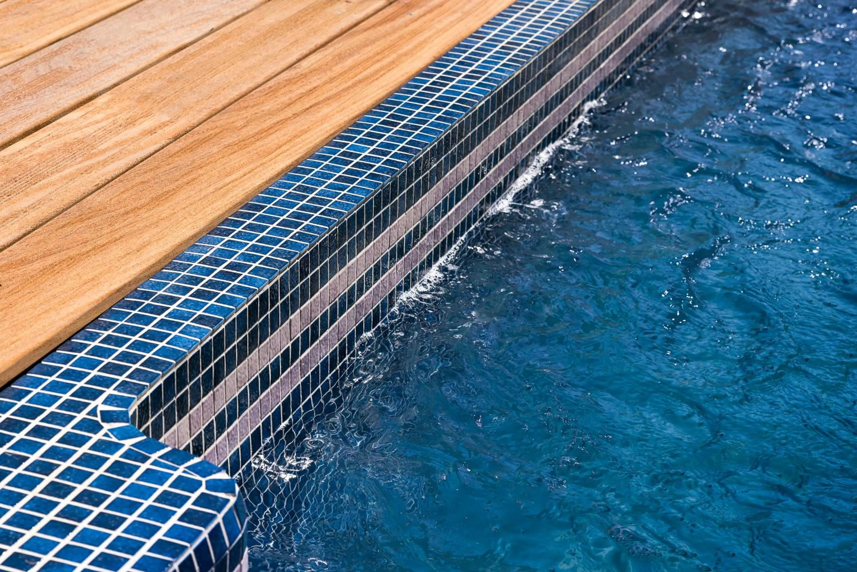 Swimming pool in Privilège Appart Hôtel Saint Exupéry