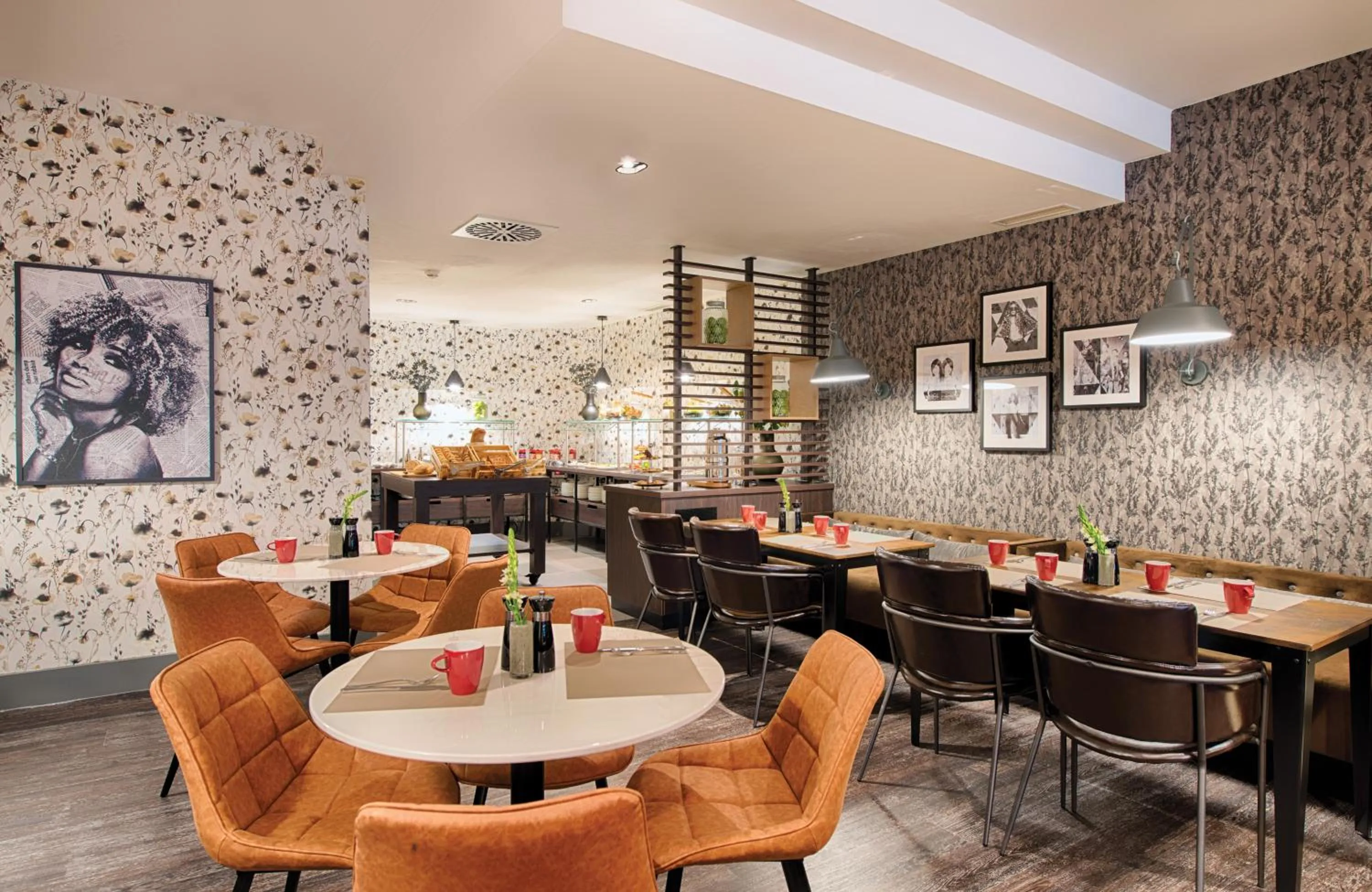 Breakfast in Leonardo Boutique Hotel Düsseldorf