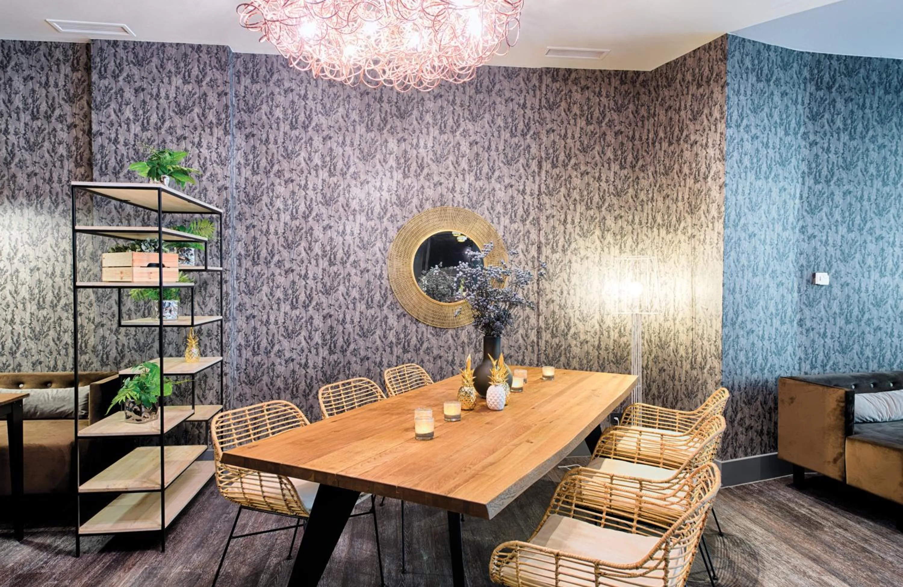 Lobby or reception in Leonardo Boutique Hotel Düsseldorf