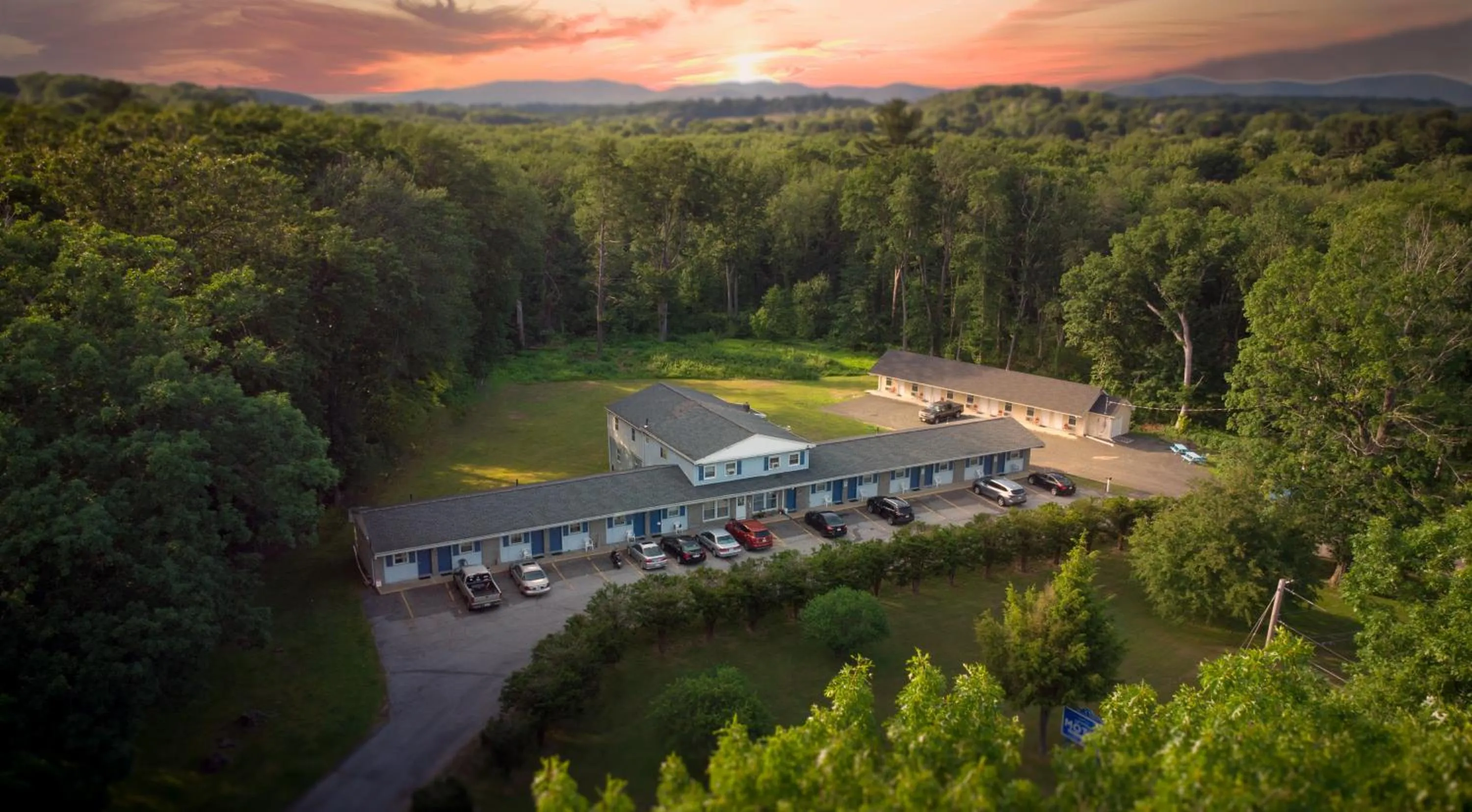 Spring in Granby Motel