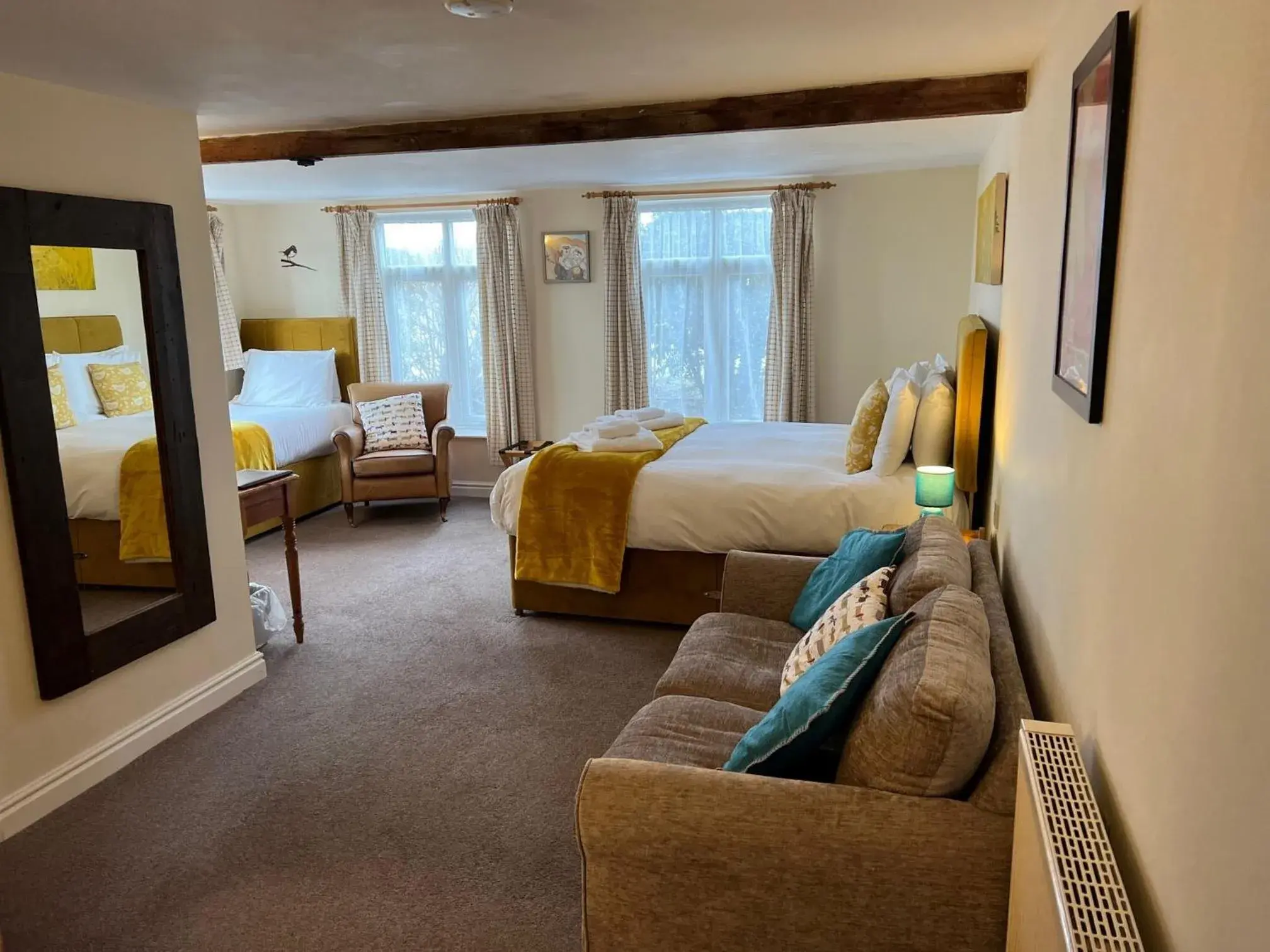 Family Room in The Coppleridge Inn Family Room in The Coppleridge Inn