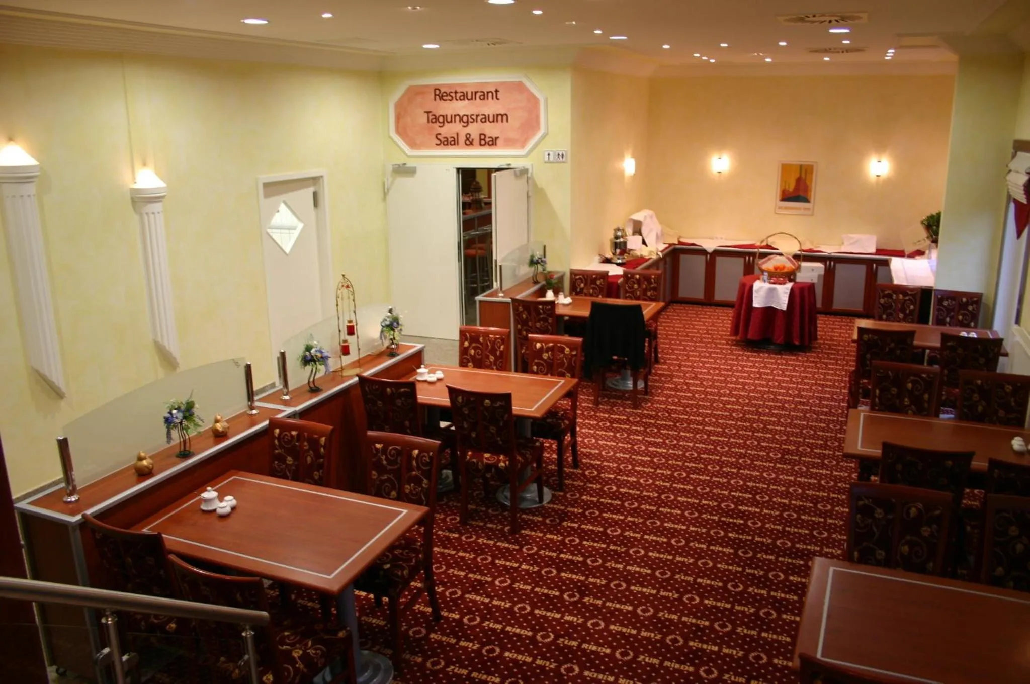 Restaurant/places to eat in Hotel zur Riede bei Bremen