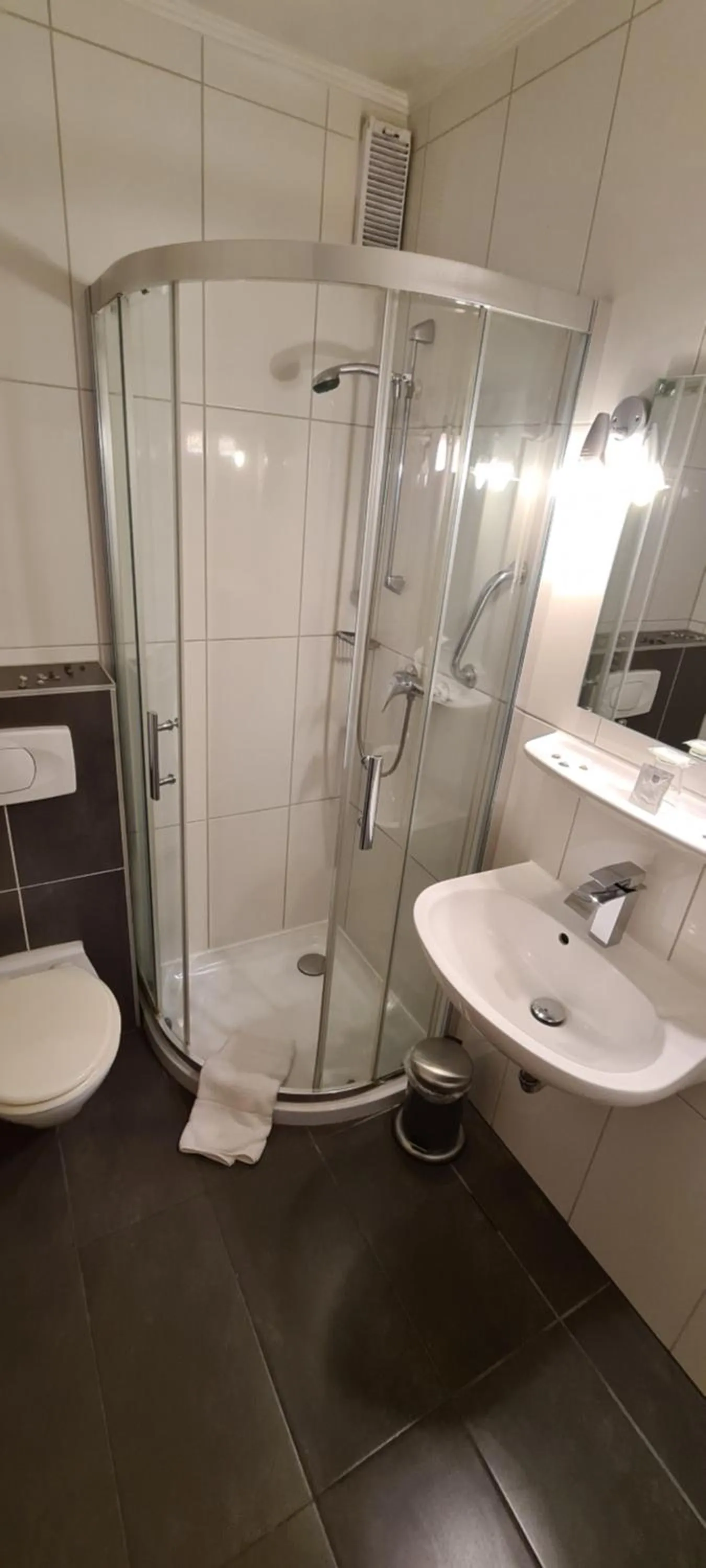 Bathroom in Hotel zur Riede bei Bremen