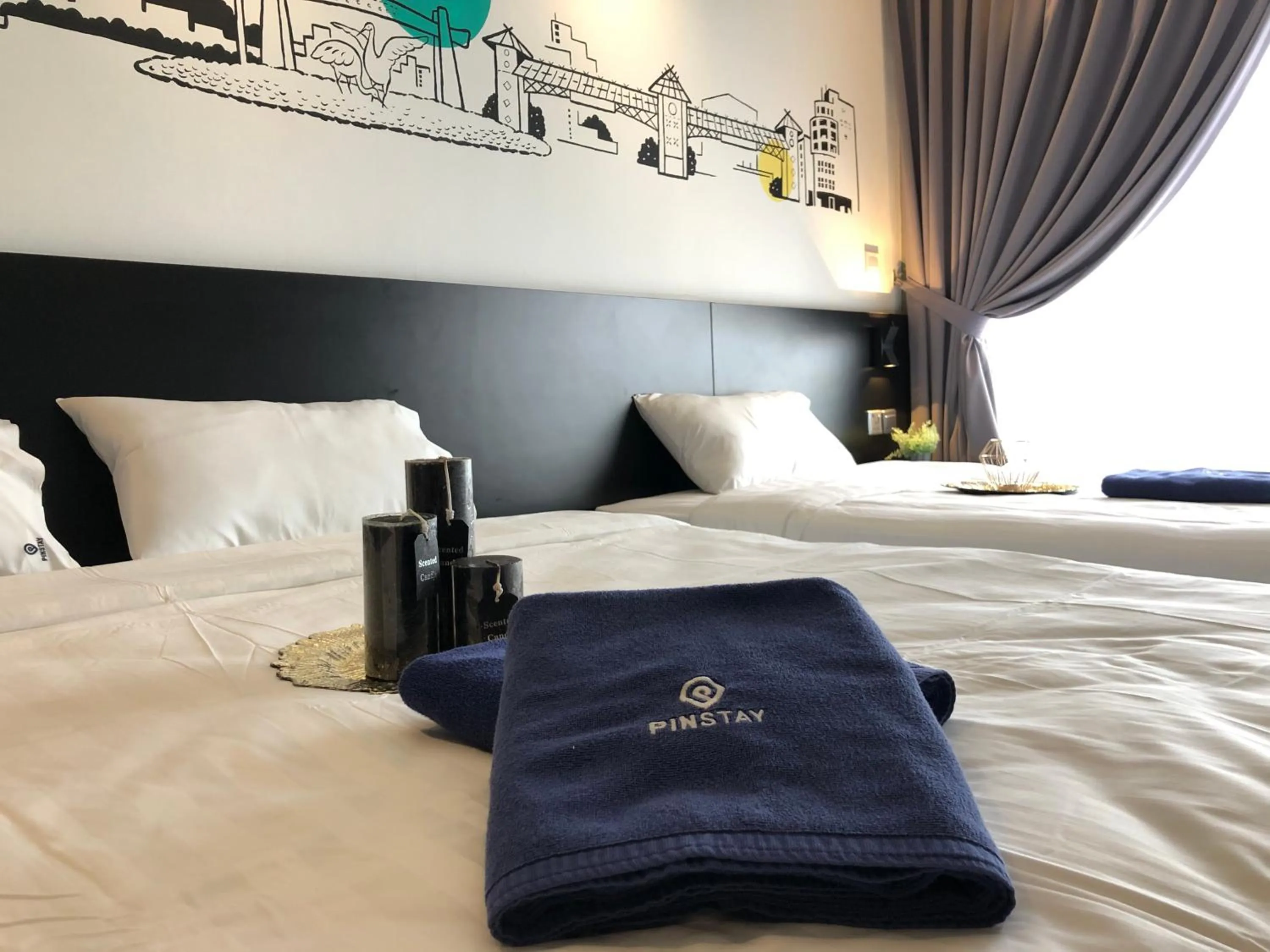 Bed in Aeropod Suites by Calvin