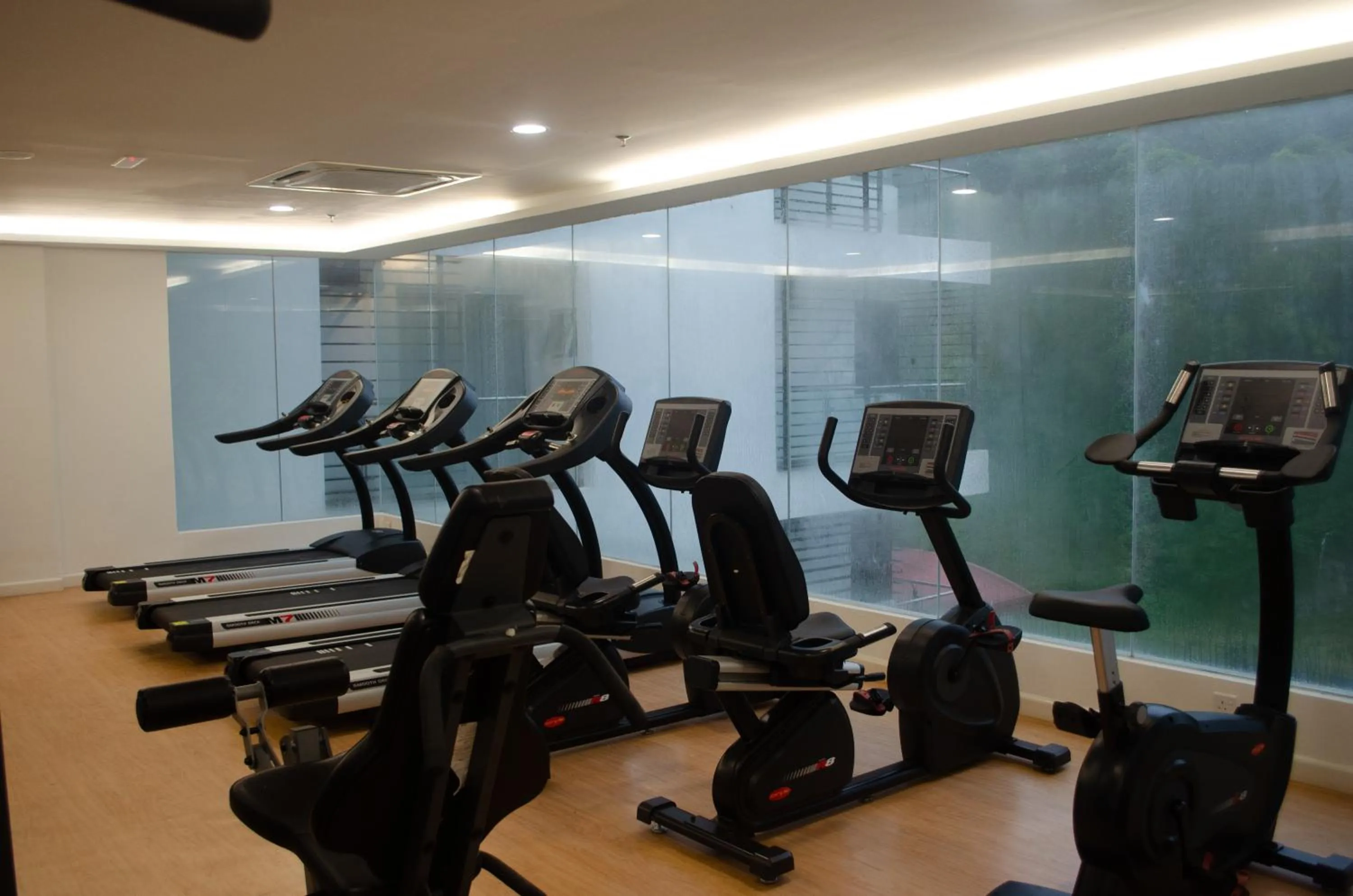 Fitness centre/facilities in Aeropod Suites by Calvin