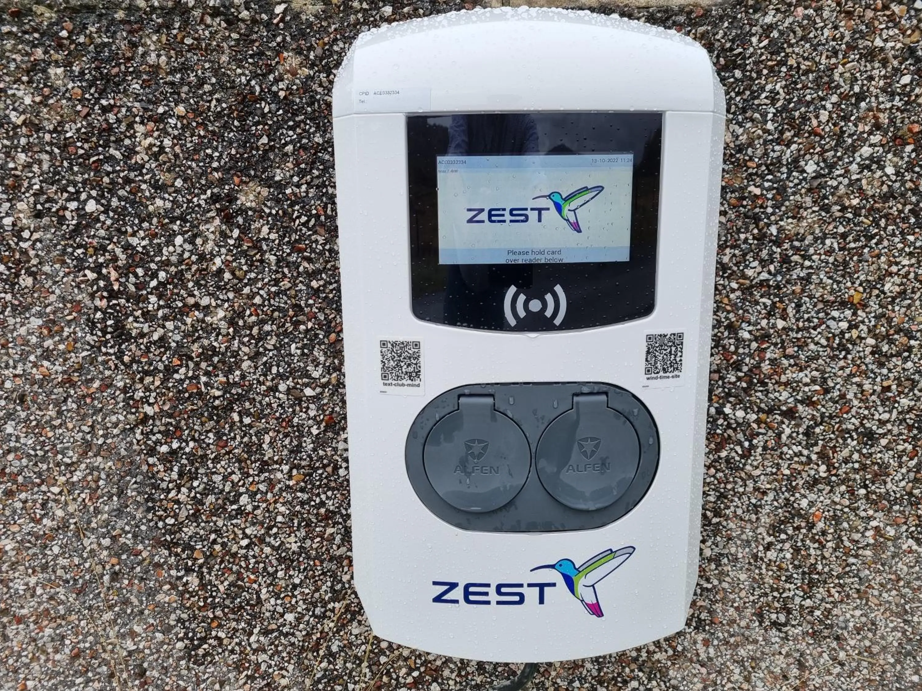 Parking in Brae Lea House, Lochboisdale, South Uist. Outer Hebrides