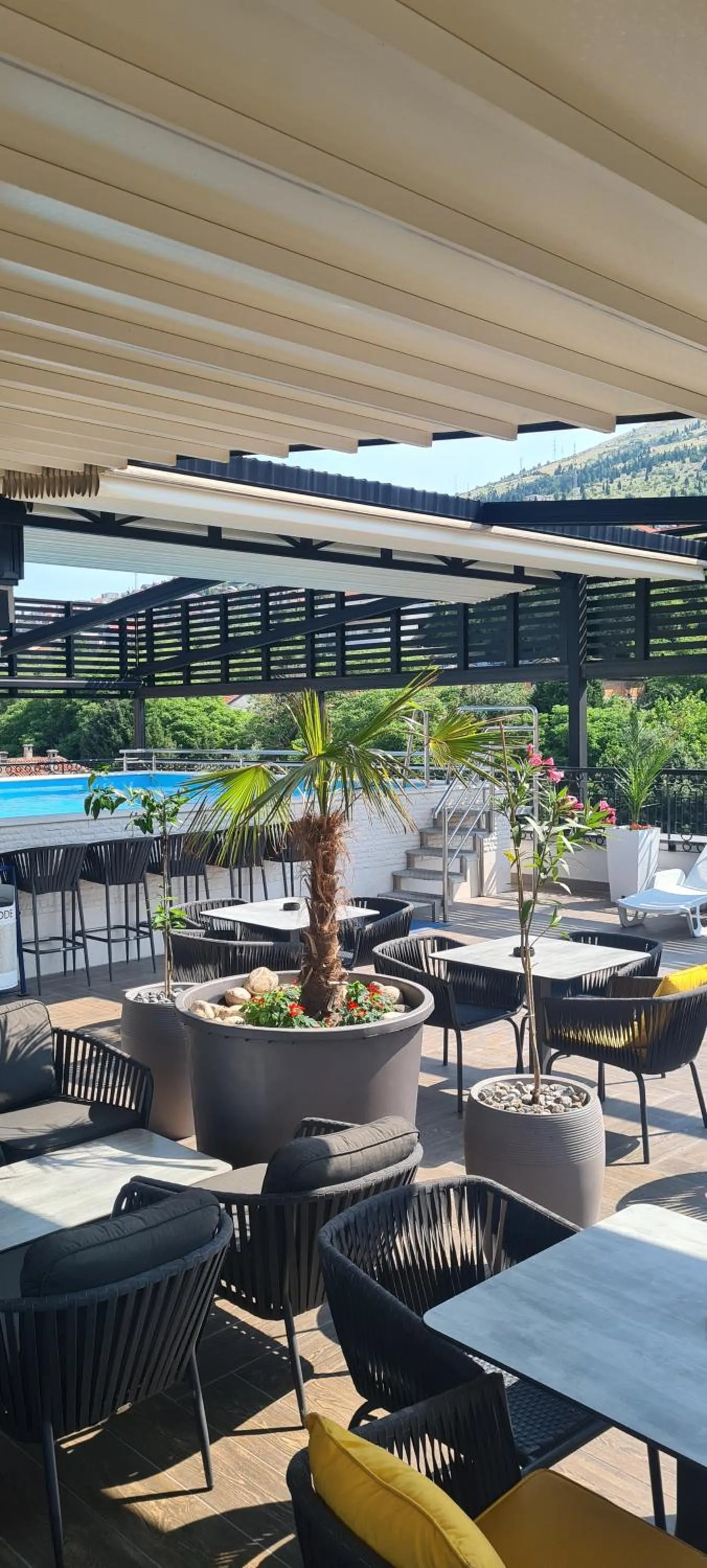 Swimming pool in Hotel Pasha