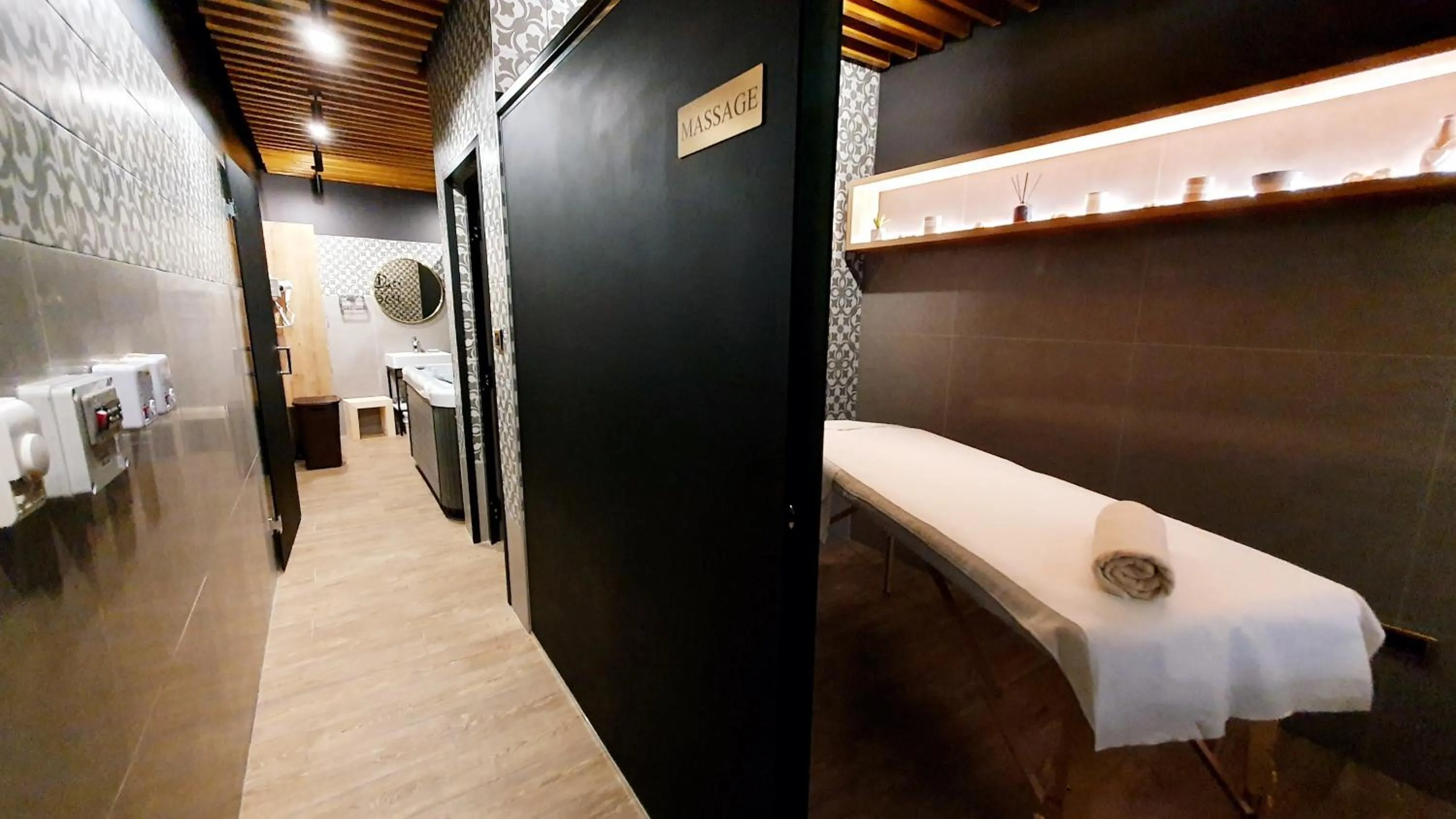 Massage in Hotel Pasha