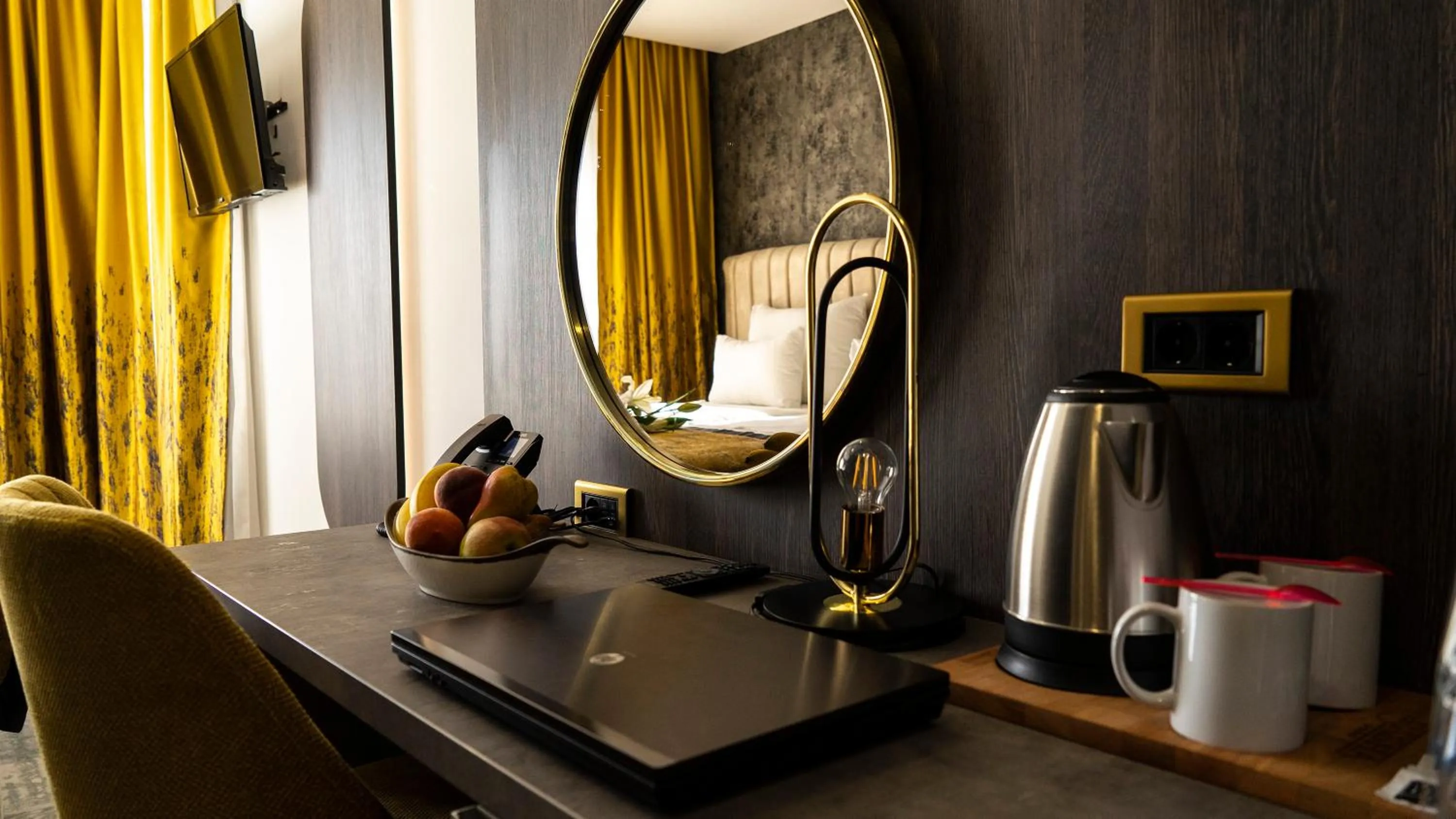 TV and multimedia in Hotel Pasha