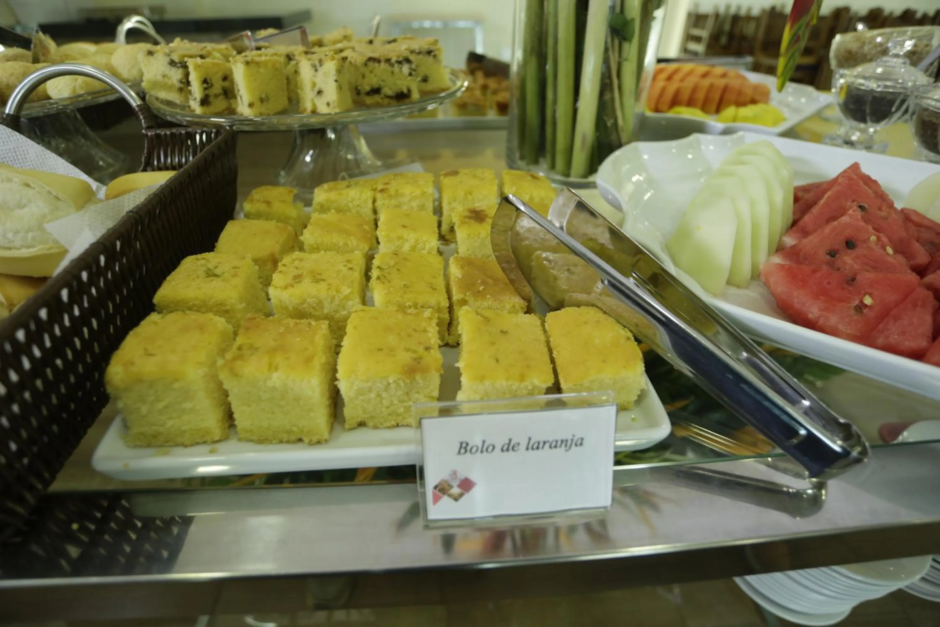 Breakfast in Valen Porto Hotel São Luís