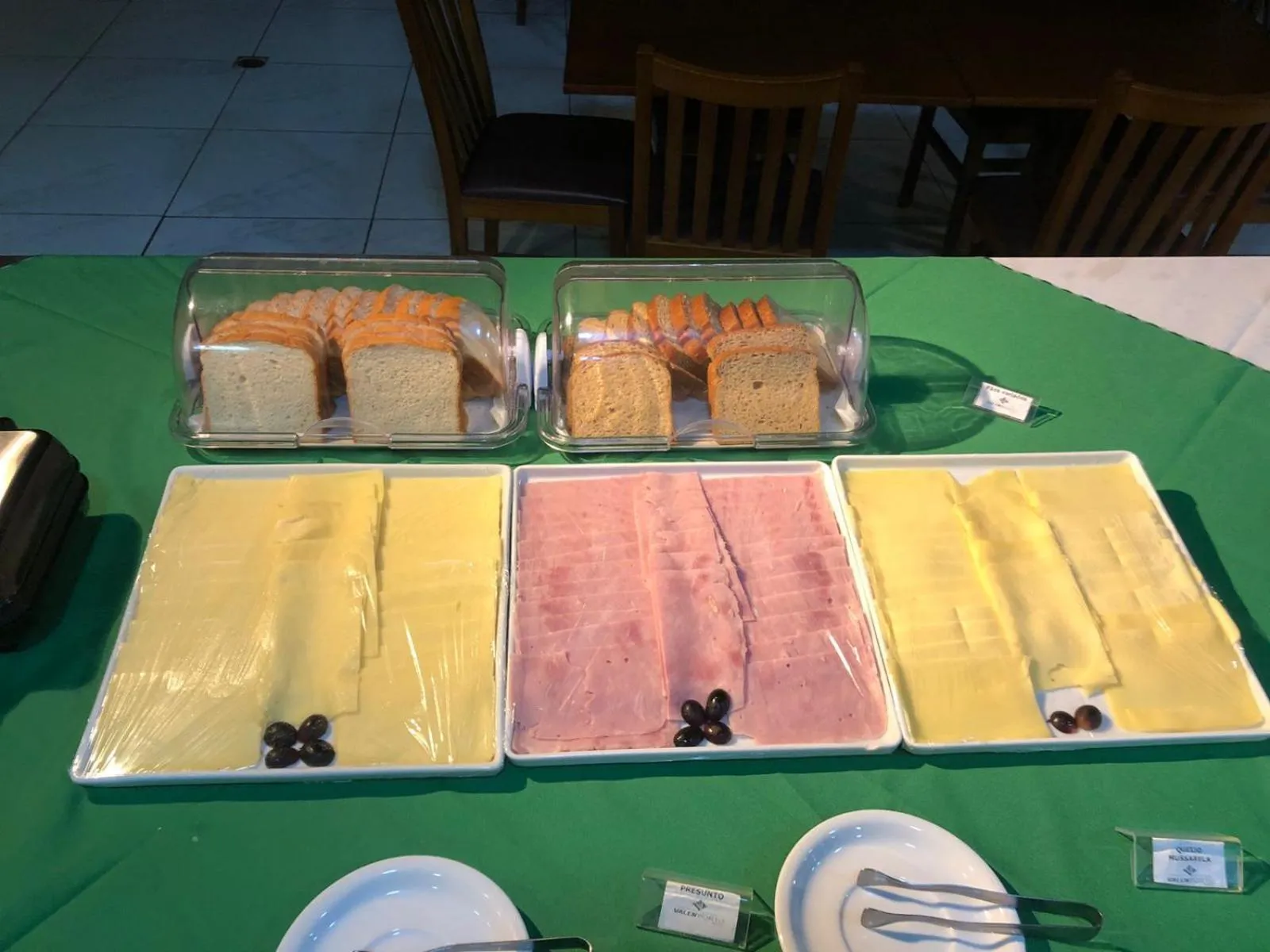 Breakfast in Valen Porto Hotel São Luís