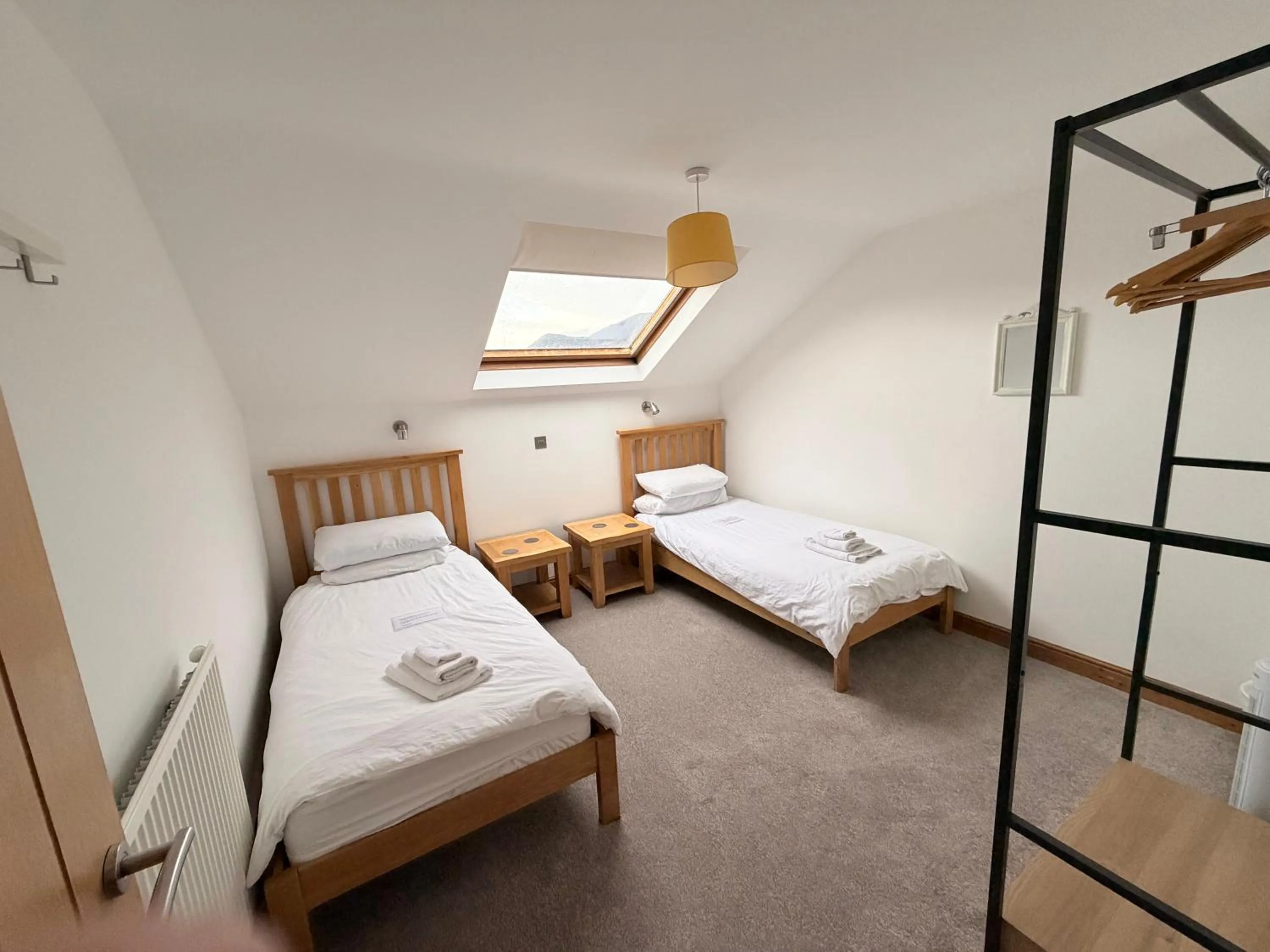 Bed in The Haven Keswick - Spacious Central Apartment