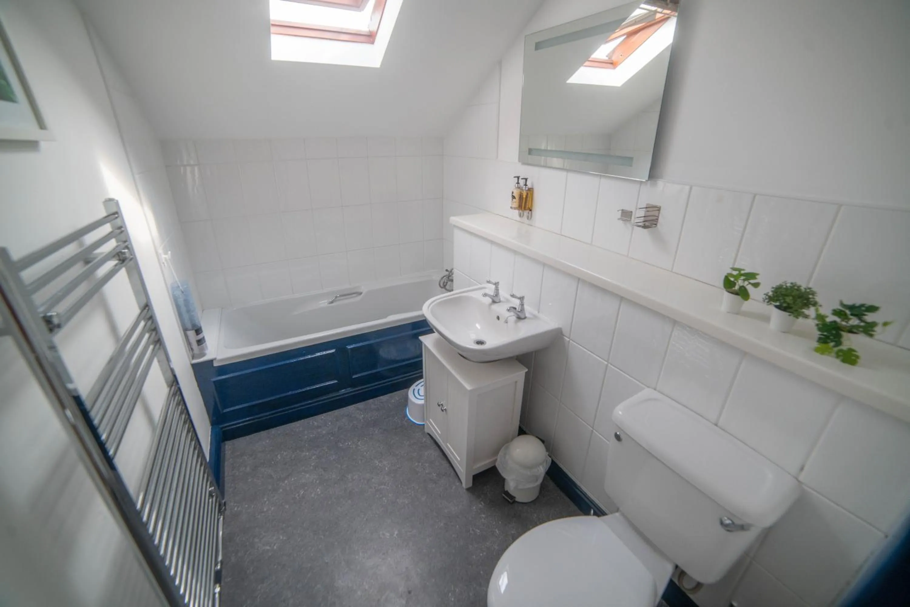Bathroom in The Haven Keswick - Spacious Central Apartment