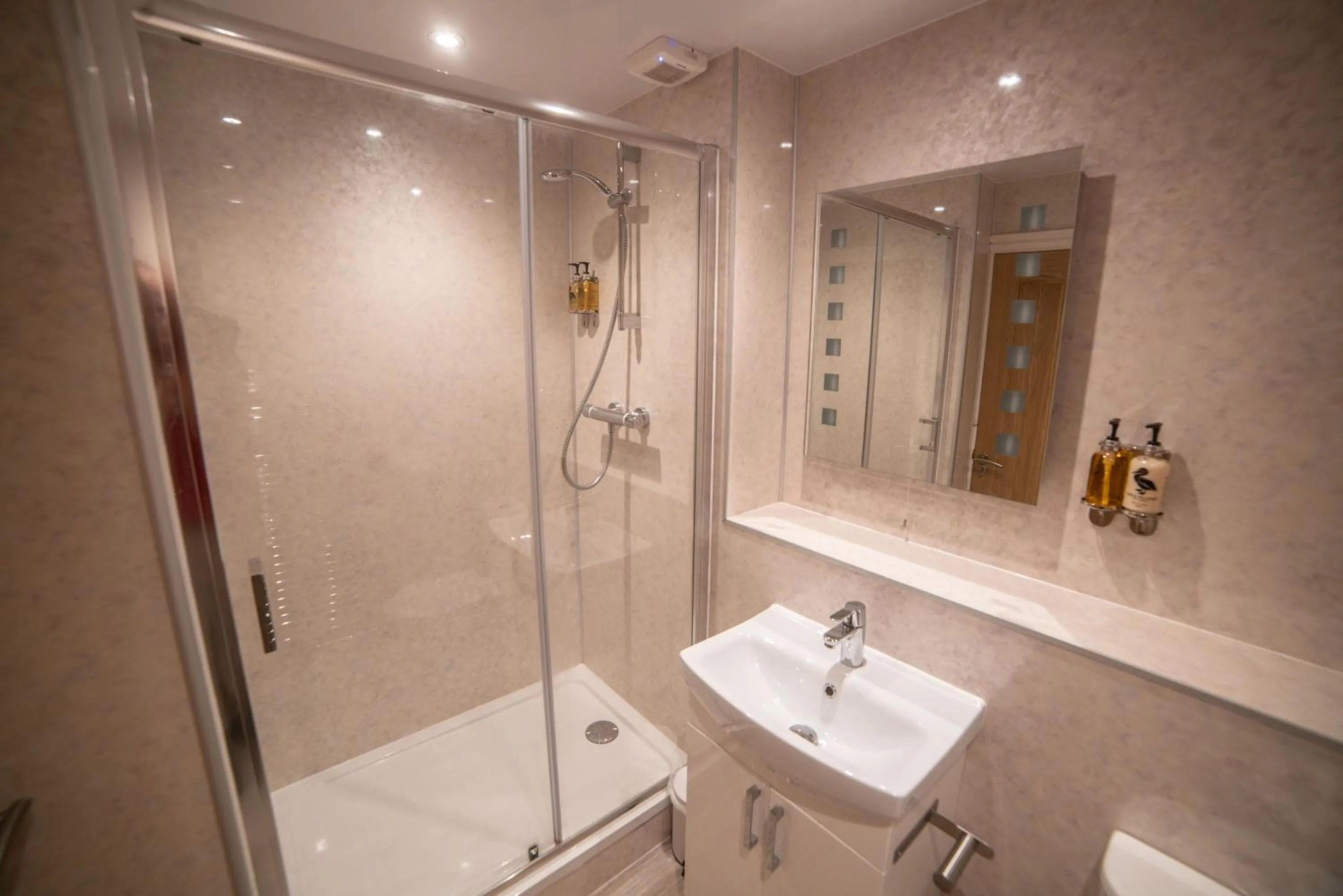 Shower in The Haven Keswick - Spacious Central Apartment