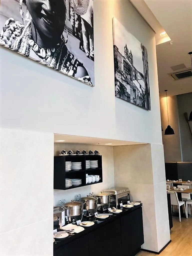 Restaurant/places to eat in Astron Suítes Mondial Salvador by Nobile