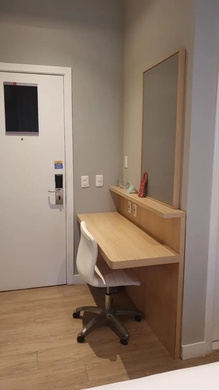 TV and multimedia in Astron Suítes Mondial Salvador by Nobile