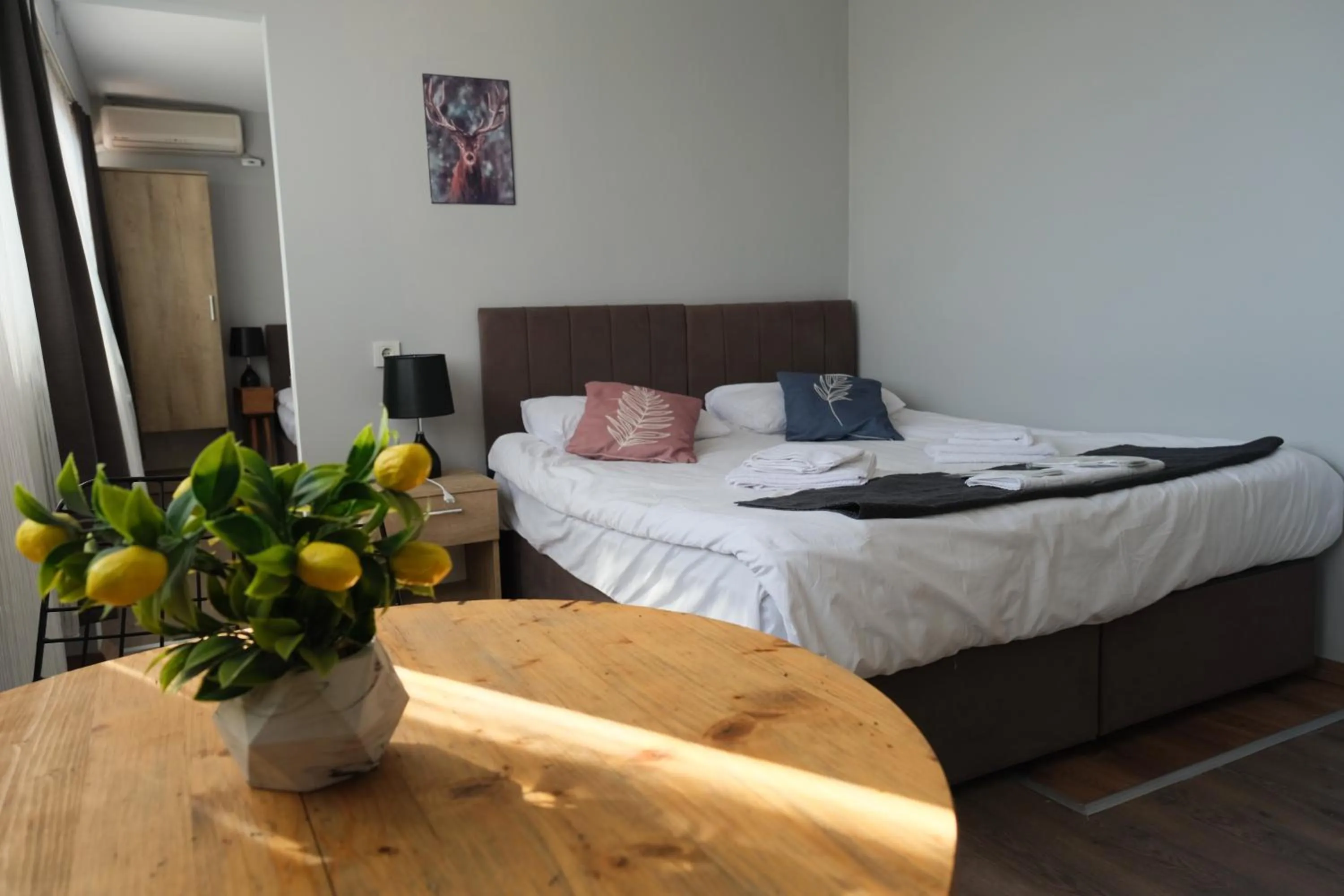 Bedroom in Kondoskali Hotel