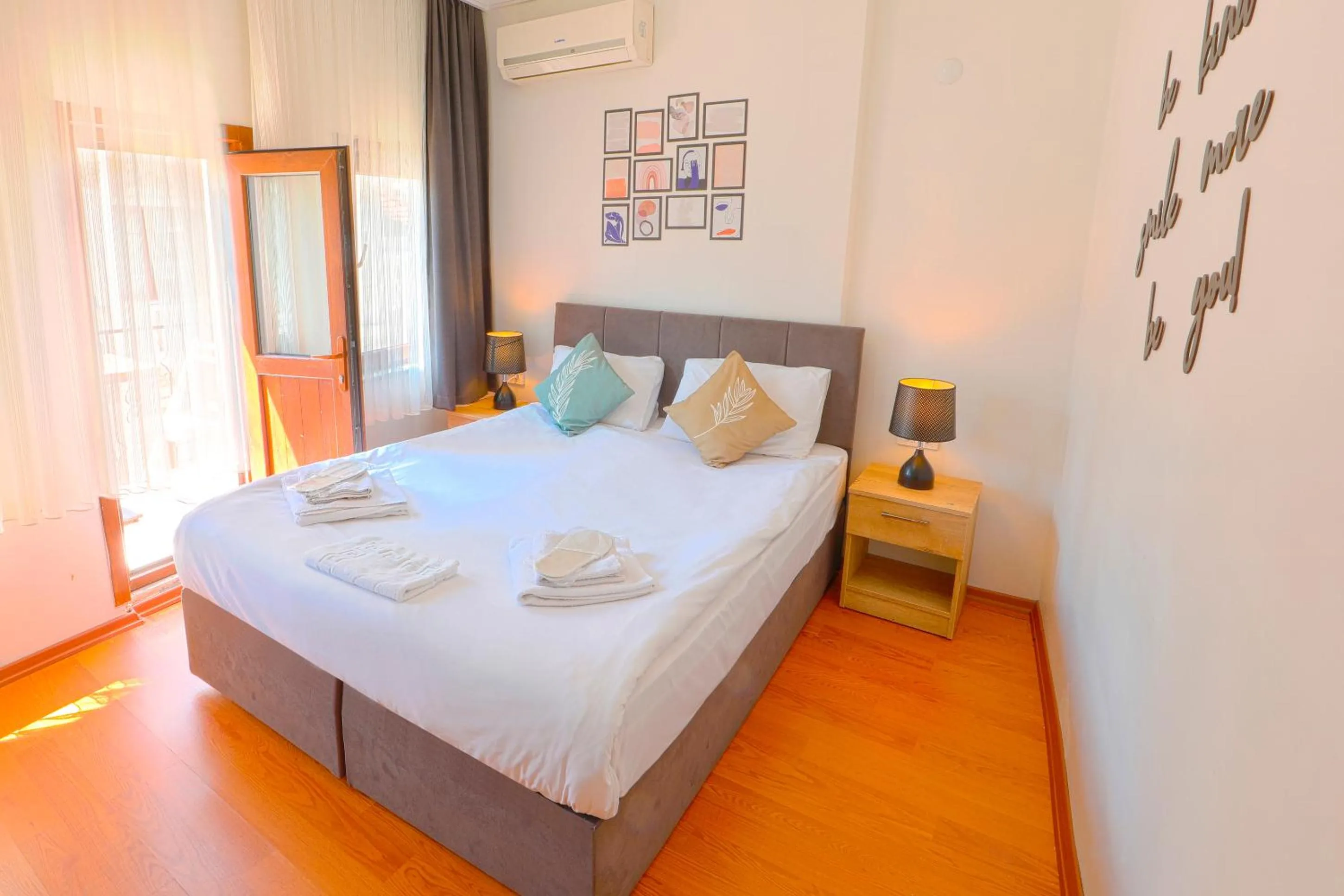 Bed in Kondoskali Hotel