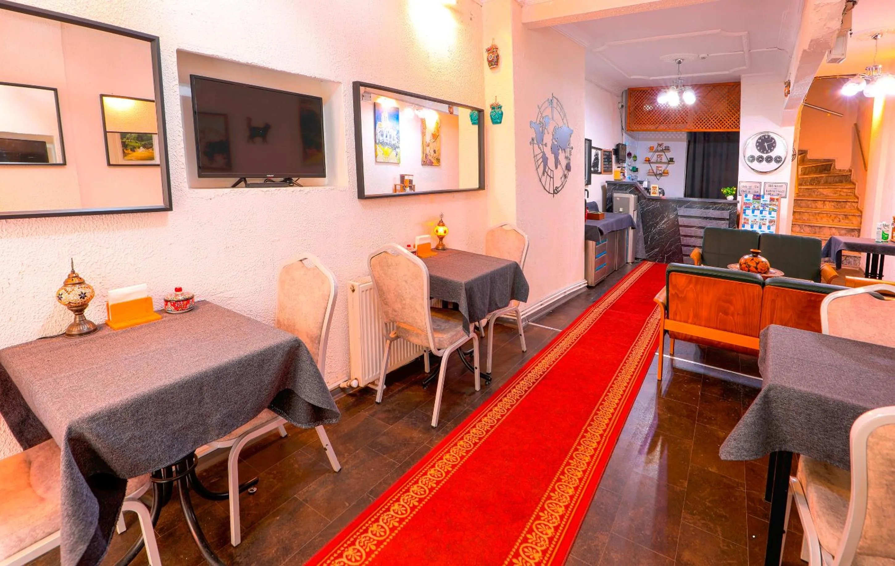 Lobby or reception in Kondoskali Hotel