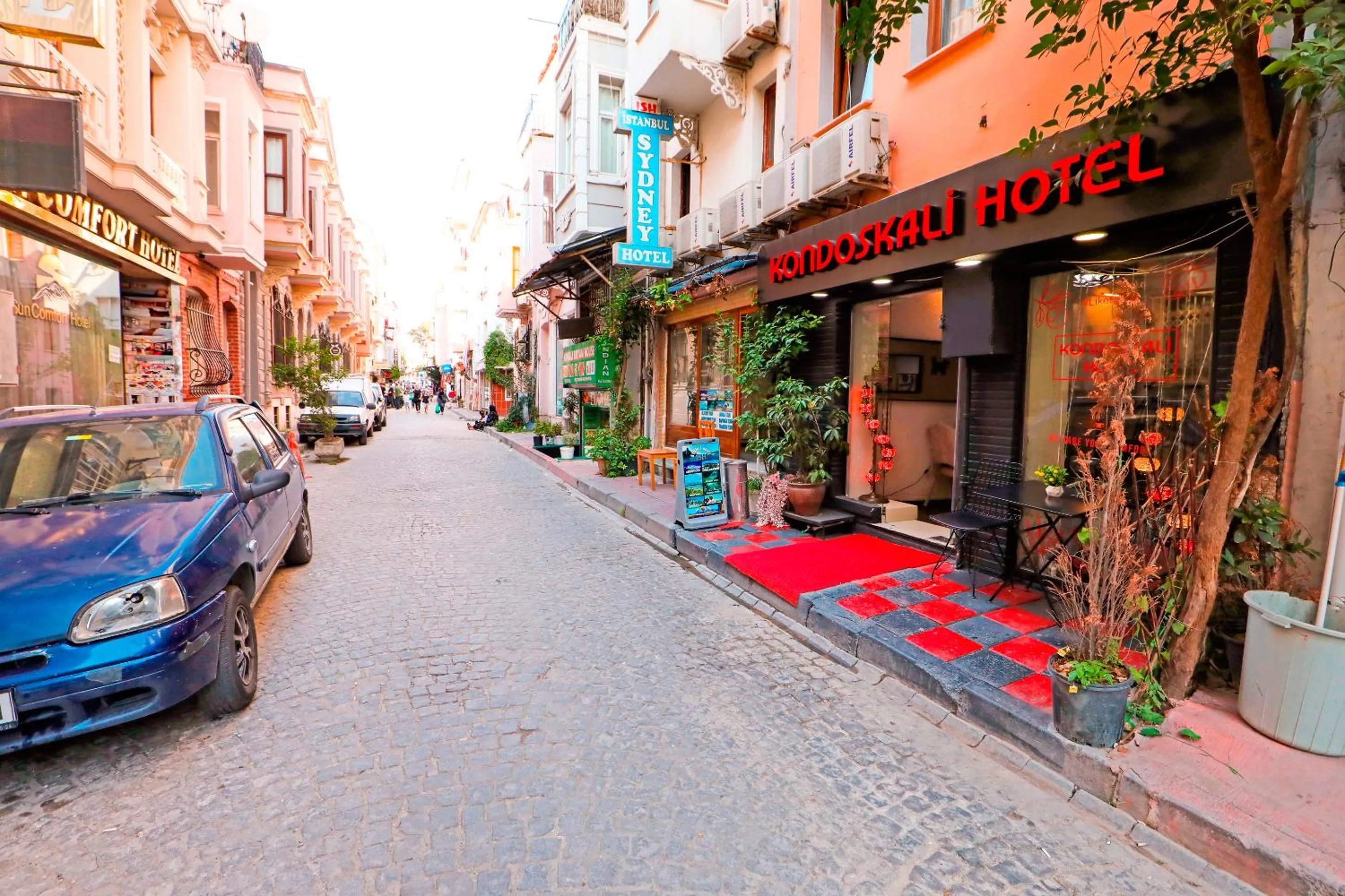 Facade/entrance in Kondoskali Hotel