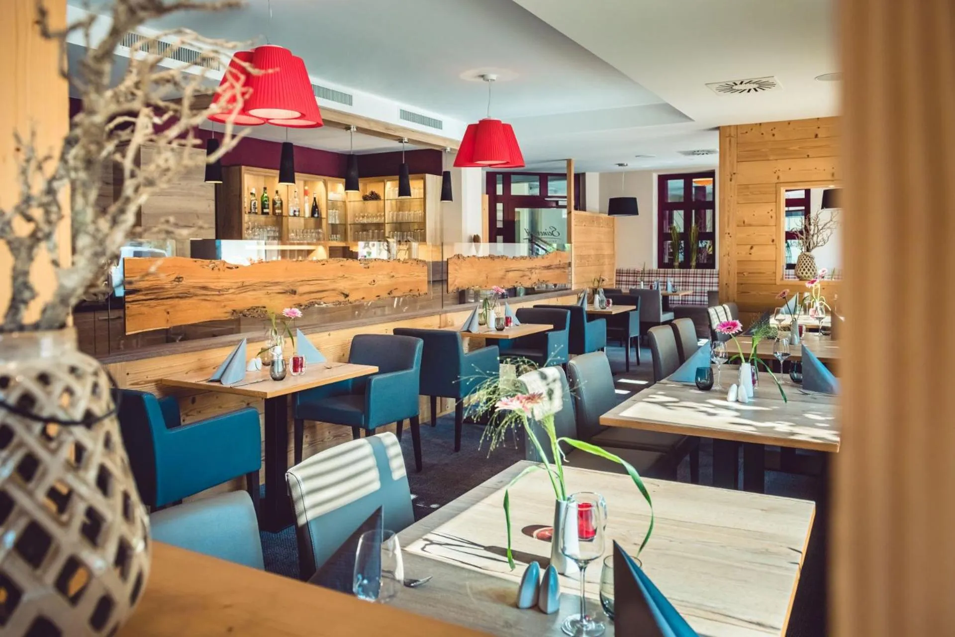 Restaurant/places to eat in Parkhotel Neustadt