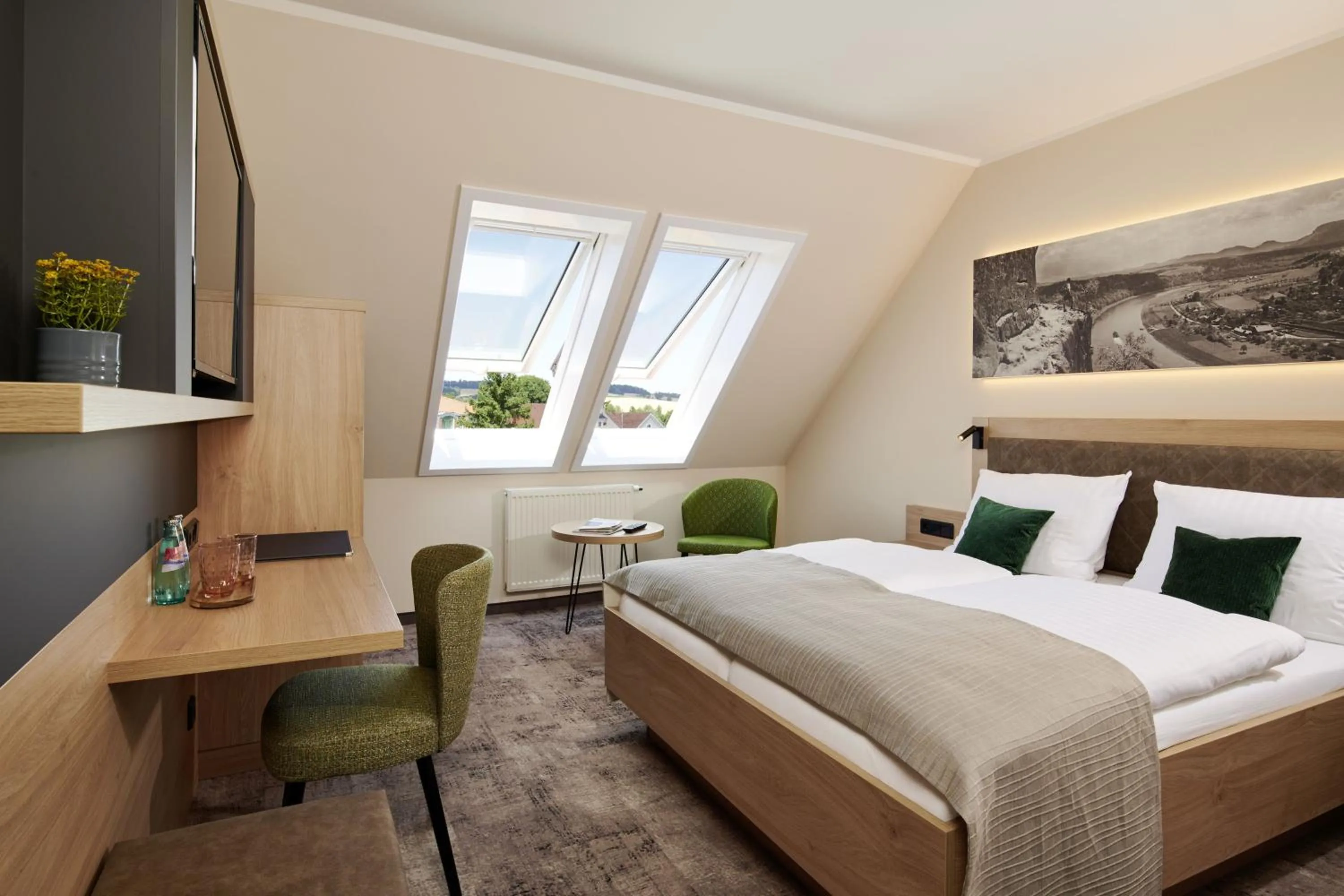 Photo of the whole room, Bed in Parkhotel Neustadt