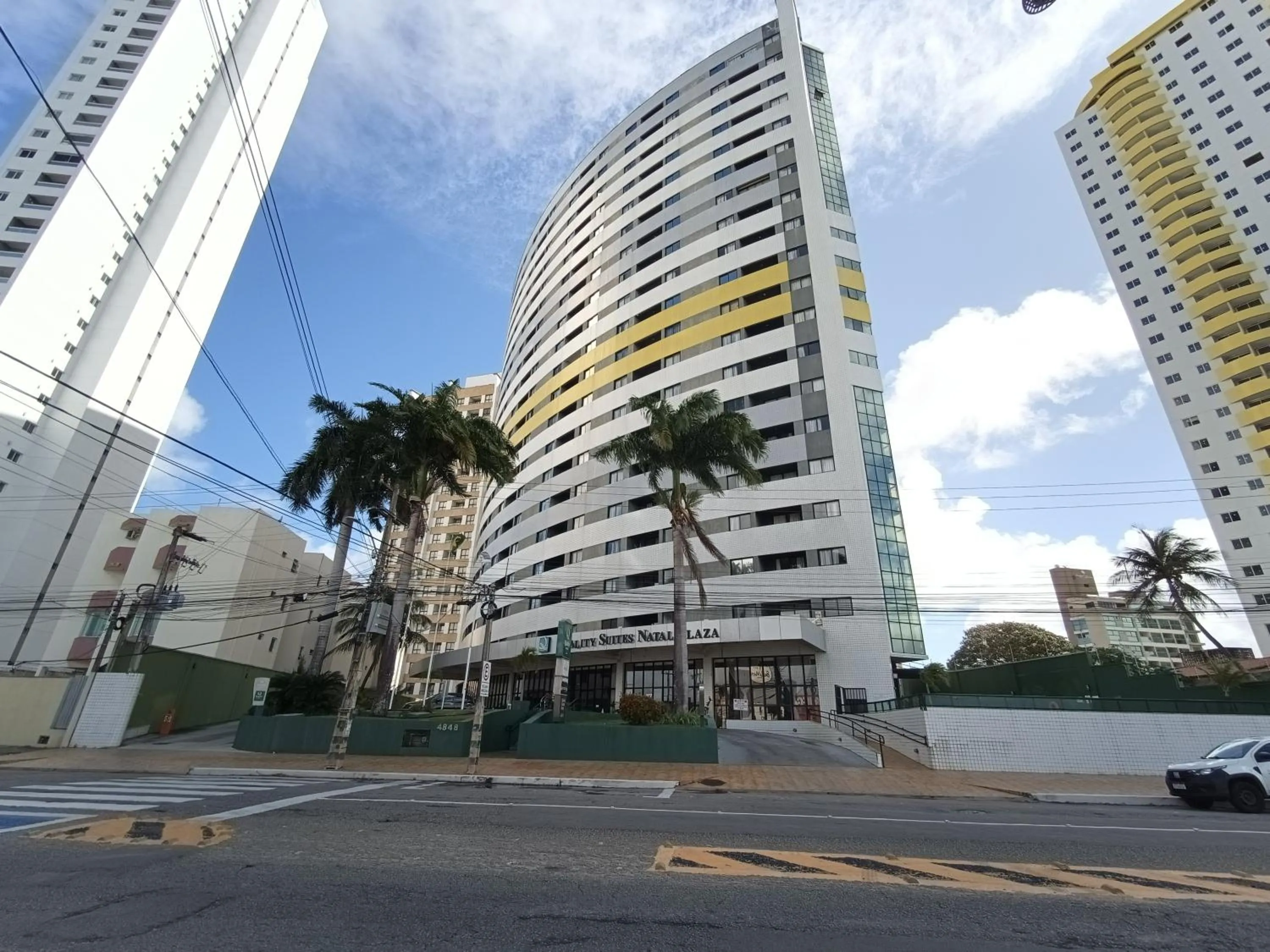 Property building in Natal Plaza requinte, conforto e vista para o mar