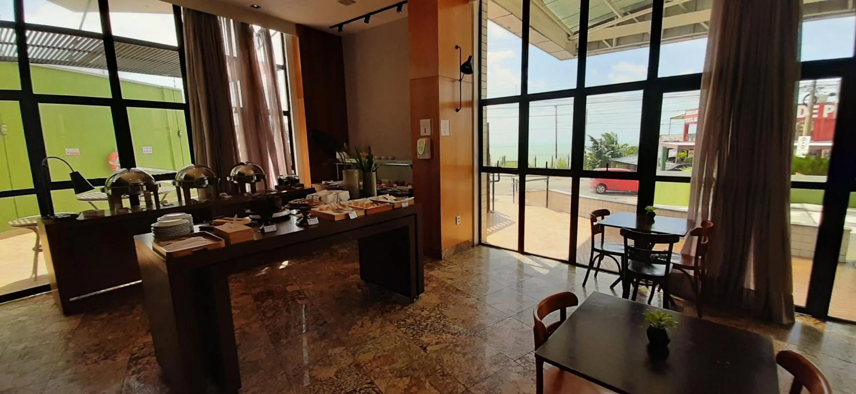 Restaurant/places to eat in Natal Plaza requinte, conforto e vista para o mar