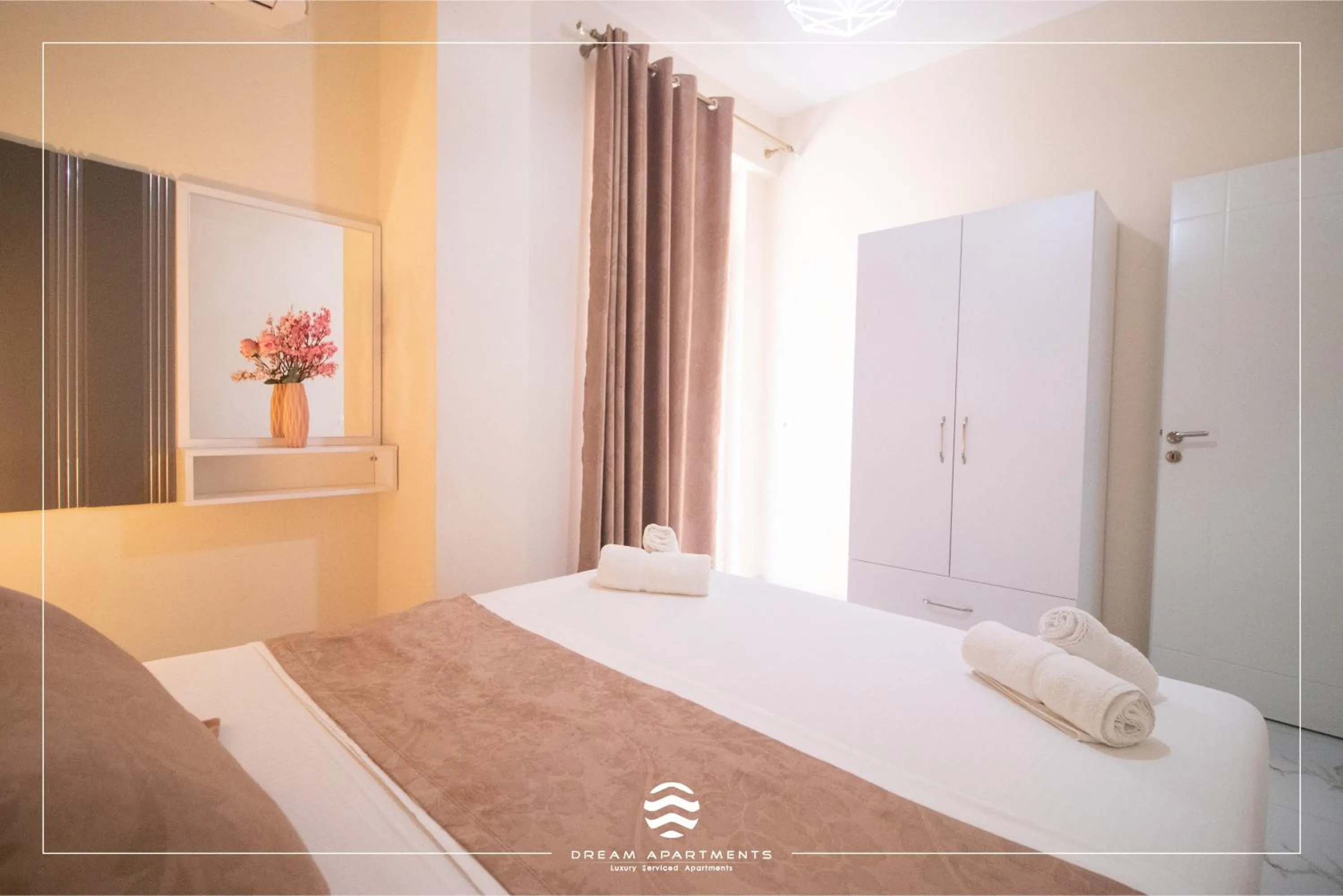 Bedroom, Bed in DREAM APARTMENTS Saranda
