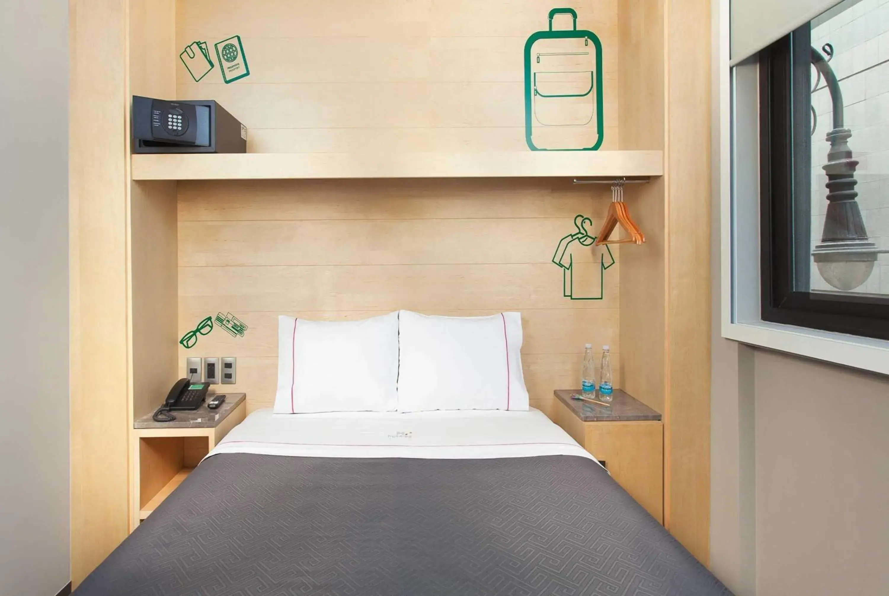 Photo of the whole room, Bed in Hotel MX zócalo CDMX, Trademark Collection by Wyndham Photo of the whole room, Bed in Hotel MX zócalo CDMX, Trademark Collection by Wyndham