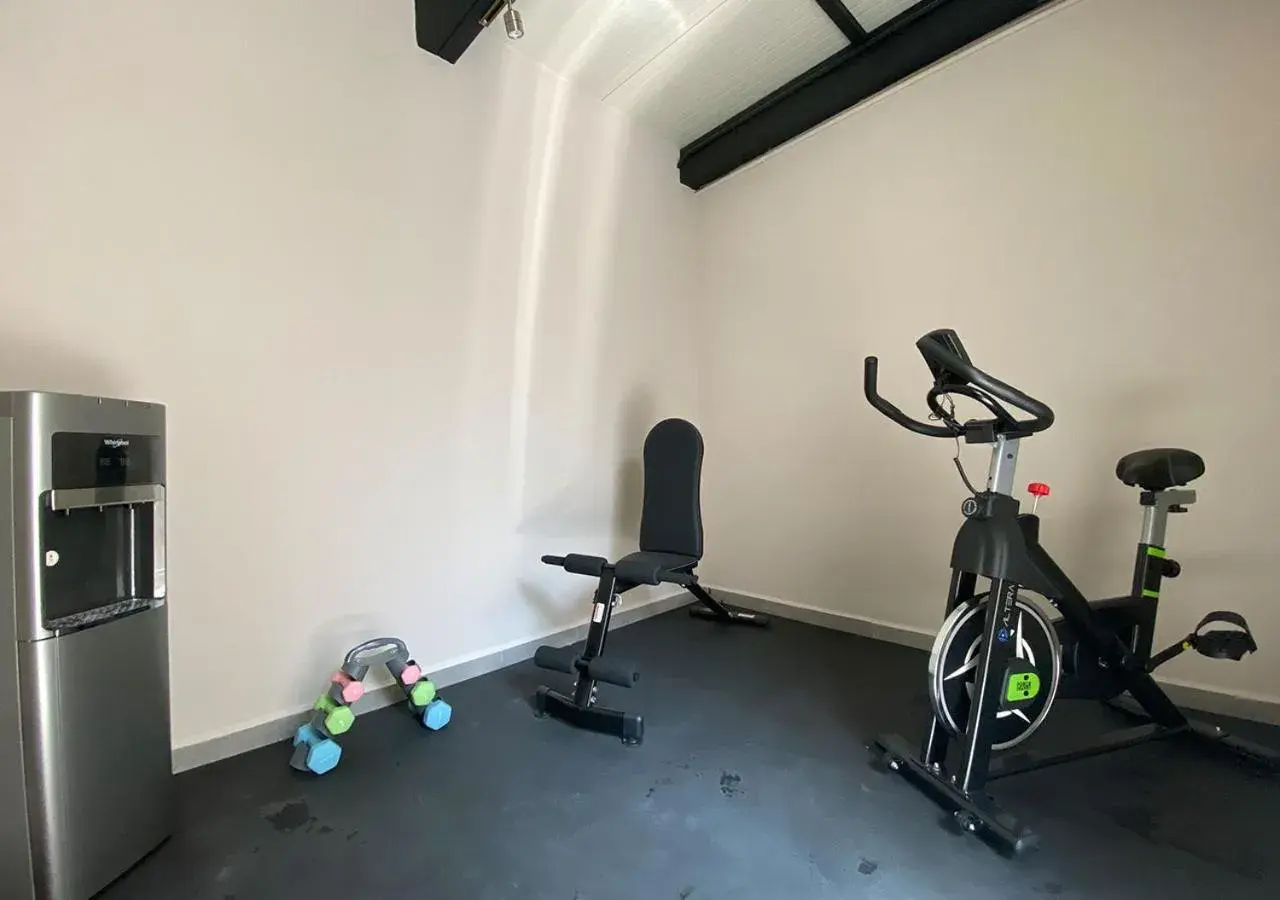 Fitness centre/facilities in Hotel MX zócalo CDMX, Trademark Collection by Wyndham Fitness centre/facilities in Hotel MX zócalo CDMX, Trademark Collection by Wyndham