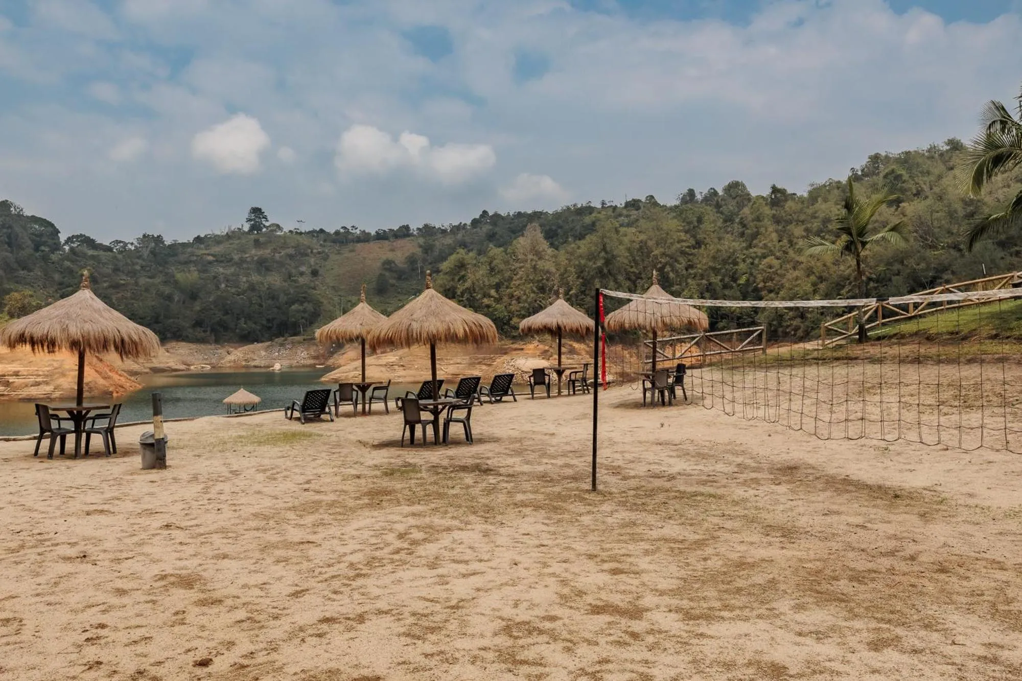 Natural landscape in Pietrasanta hotel campestre frente a la represa del Peñol y Guatape