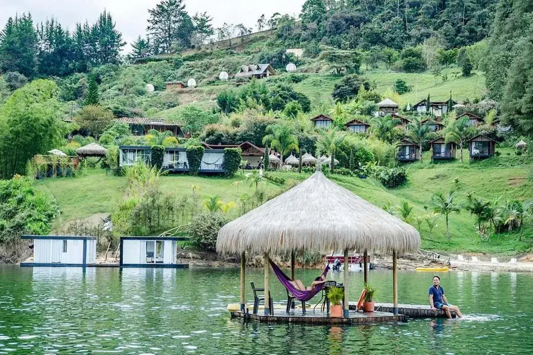Property building in Pietrasanta hotel campestre frente a la represa del Peñol y Guatape Property building in Pietrasanta hotel campestre frente a la represa del Peñol y Guatape