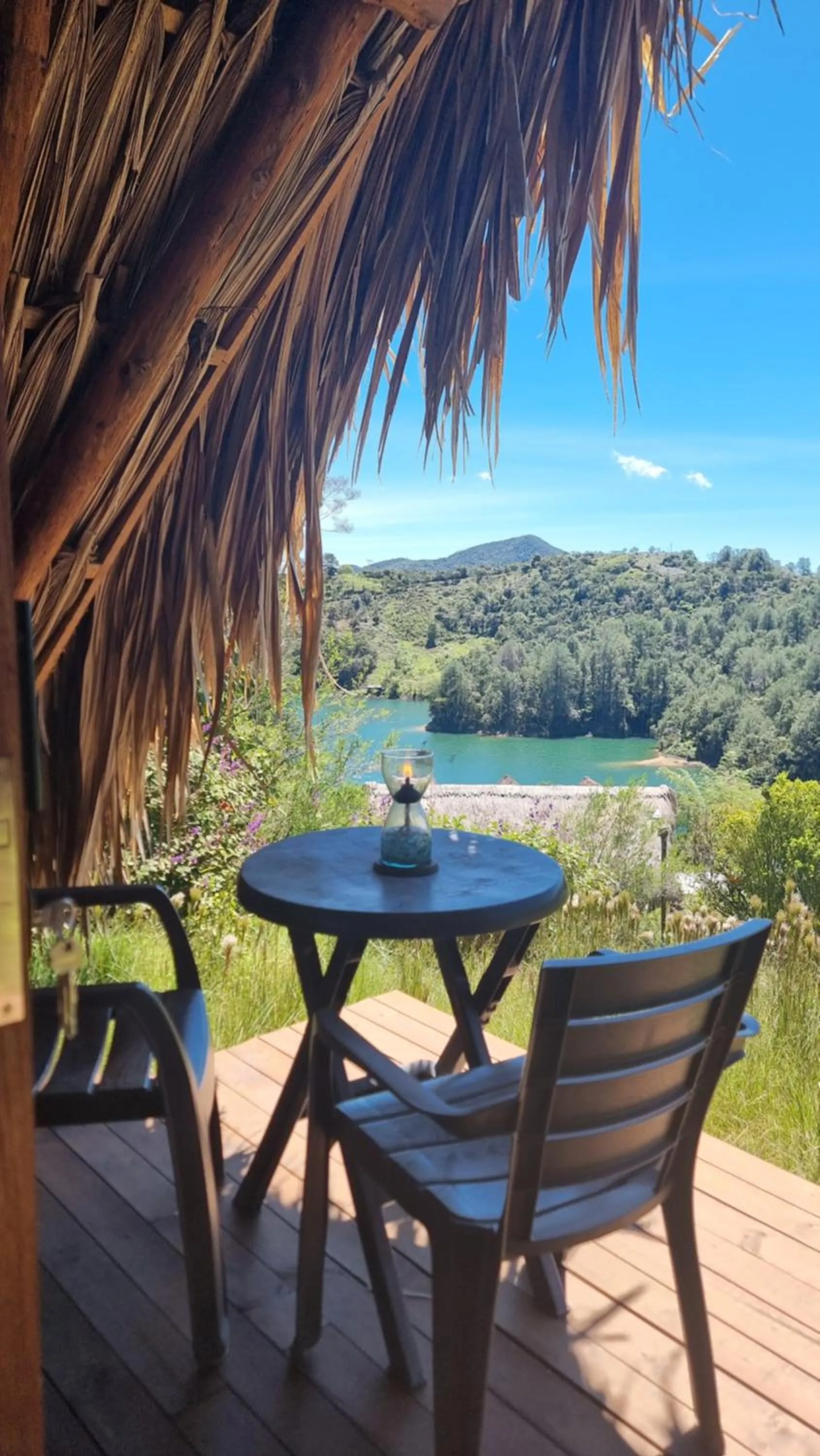 Pietrasanta hotel campestre frente a la represa del Peñol y Guatape