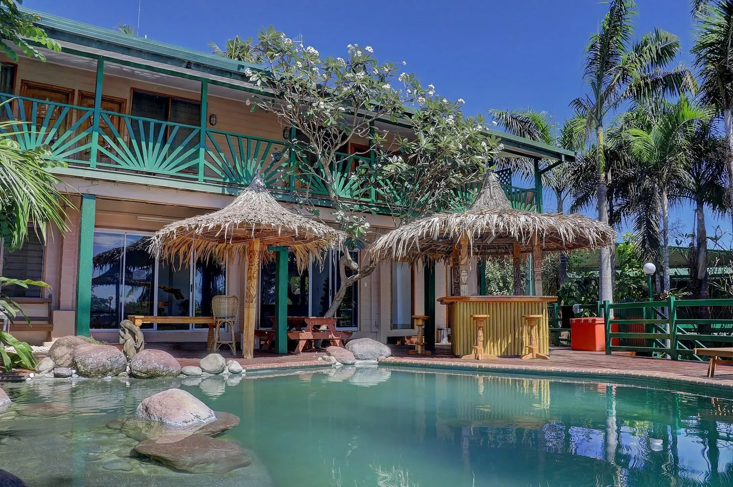 Swimming pool in King Solomon Hotel